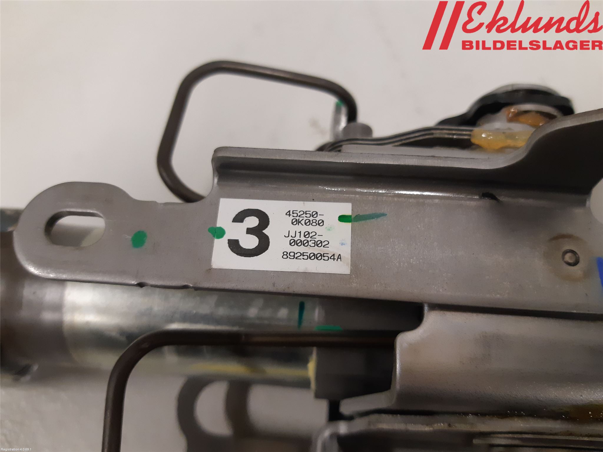 Toyota HILUX 16- Rattaxelagg Justerbart