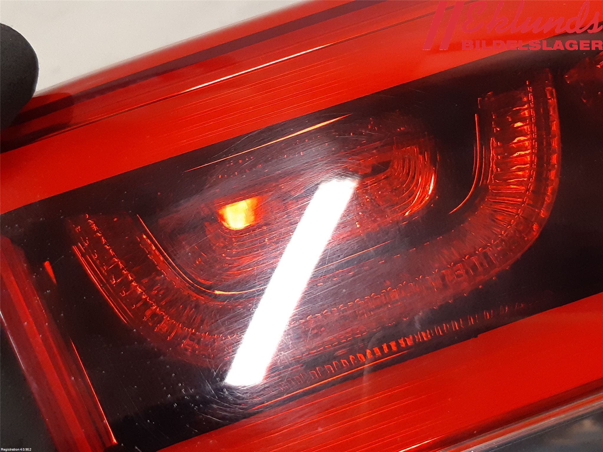 Kia SORENTO 15-20 Bakljus Lucka Vä