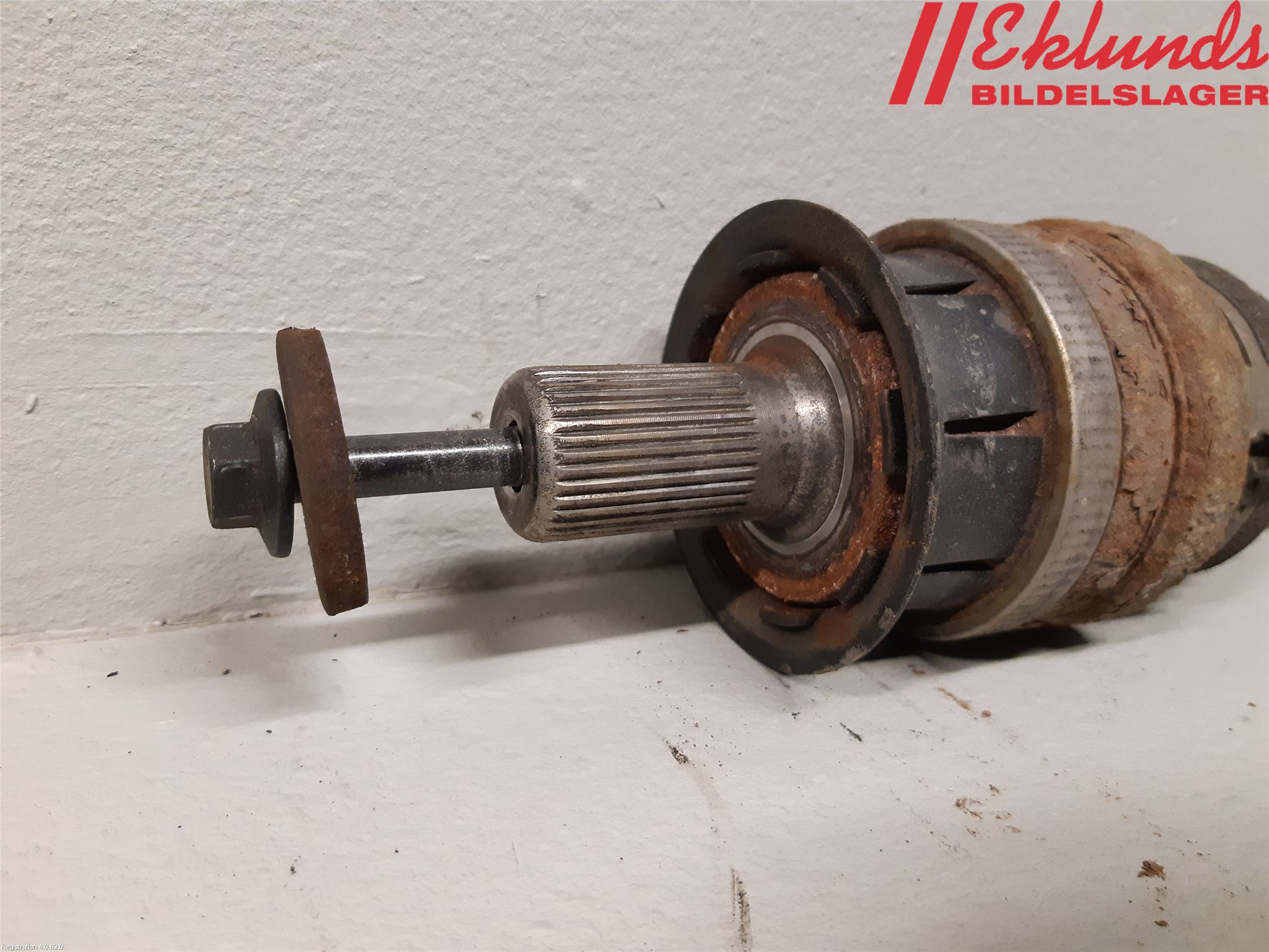 Volvo V40 12-19 Drivaxel Bak Höger