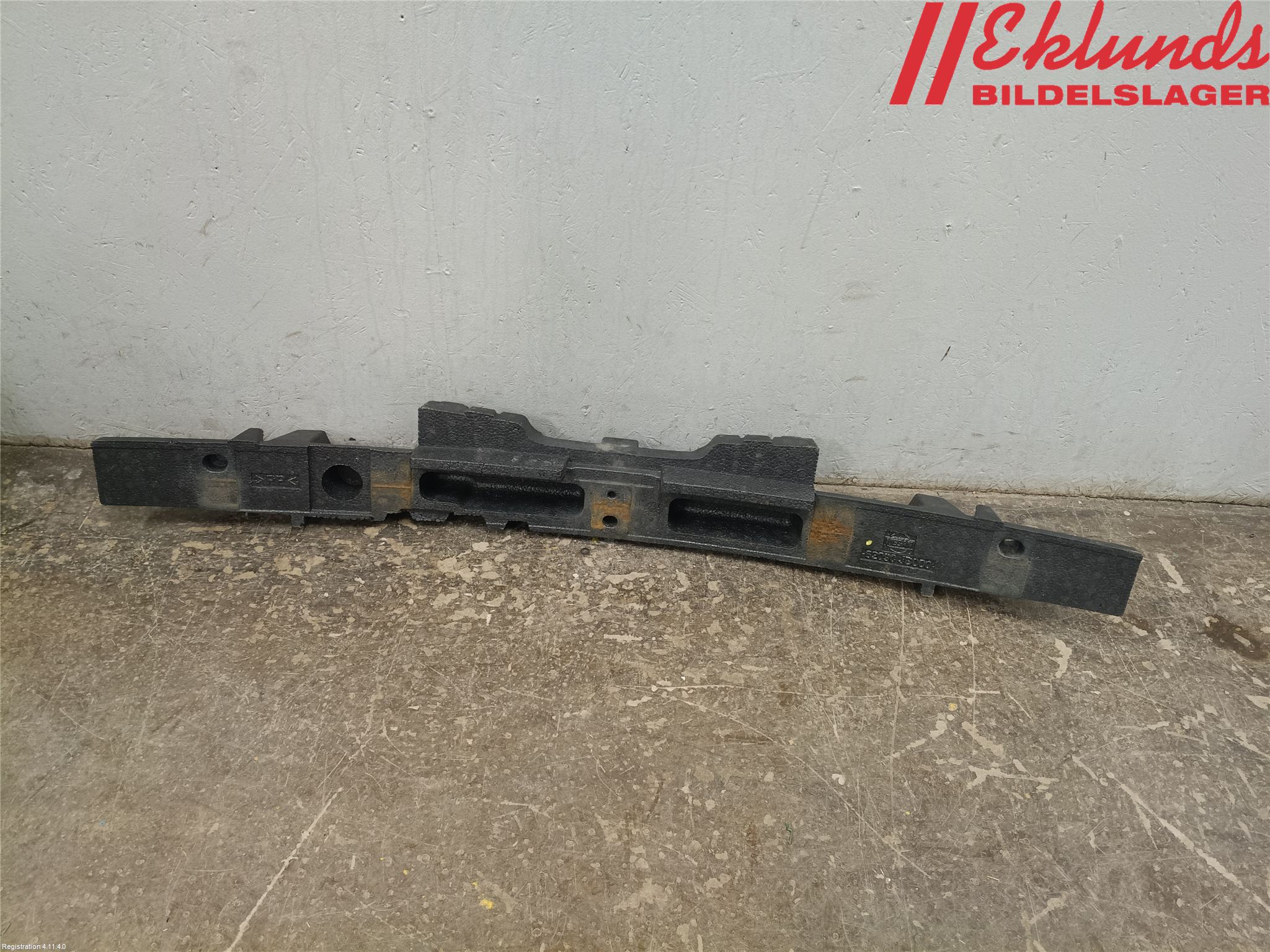 Nissan QASHQAI   07-10 Stötfångar Deformelement Fram