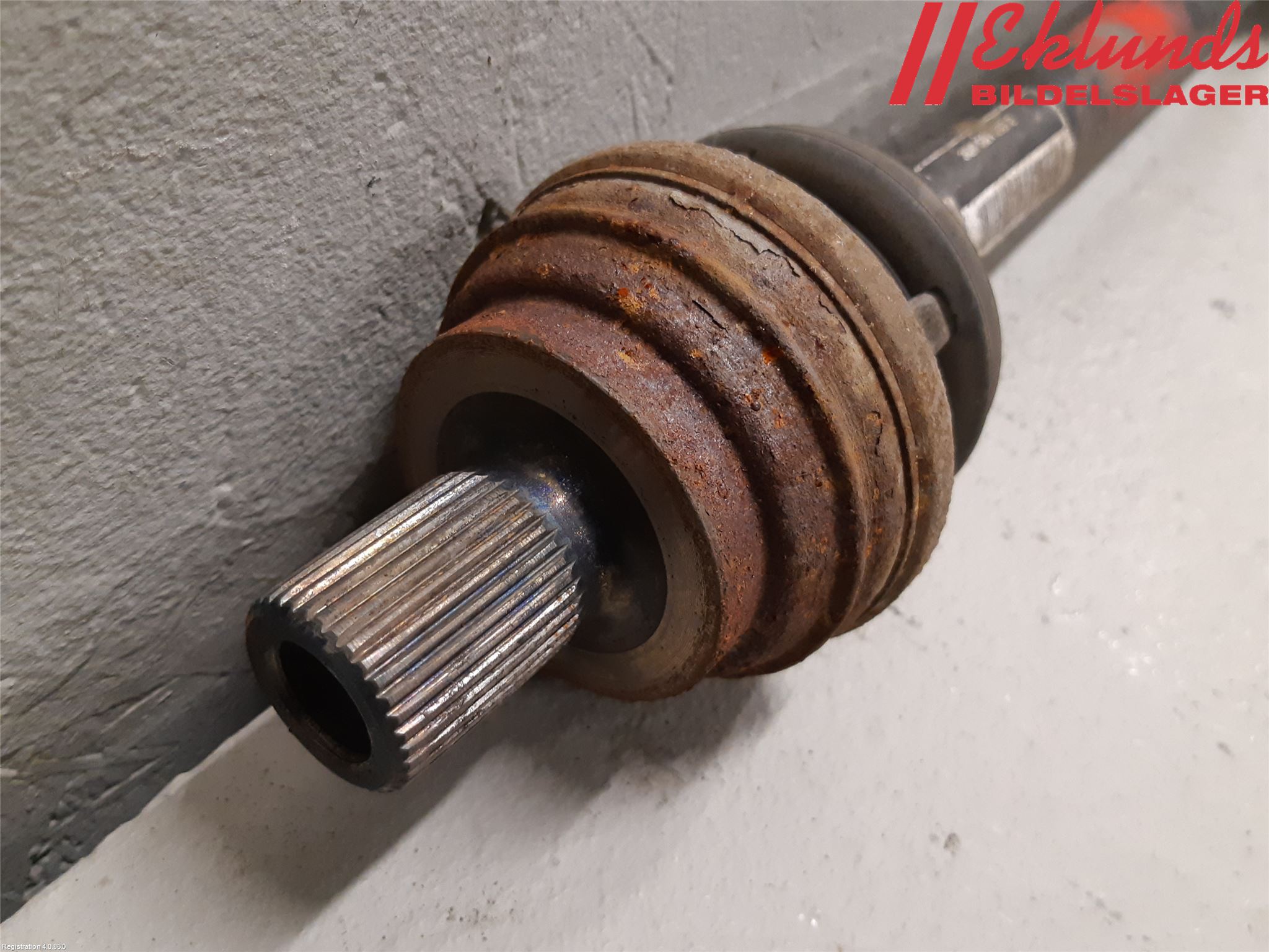 Skoda KODIAQ 17-24 Drivaxel Bak Vänster