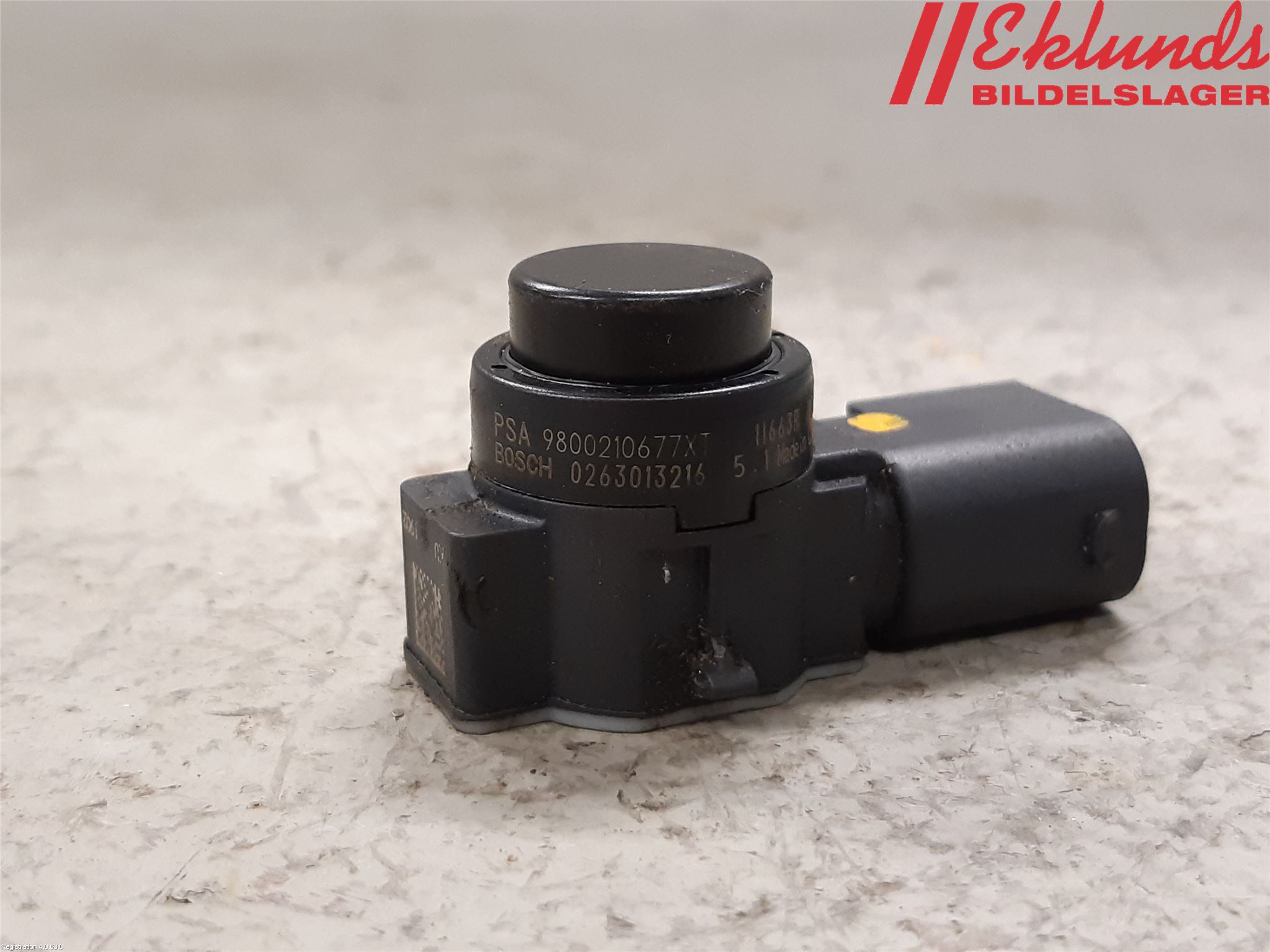 Toyota PROACE II 16- Parkeringshjälp Frontsensor