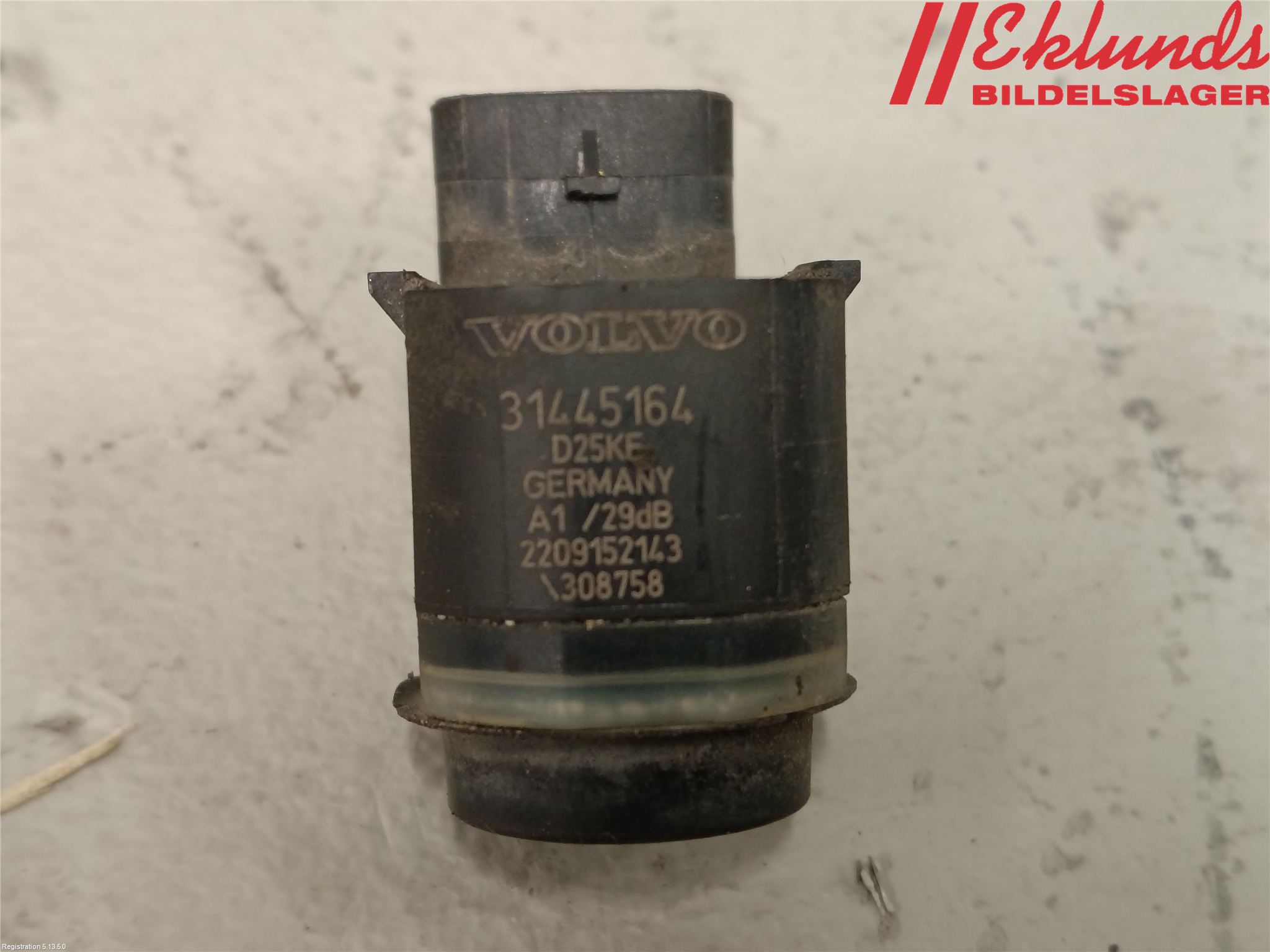 Volvo V70 14-16 Parkeringshjälp Frontsensor