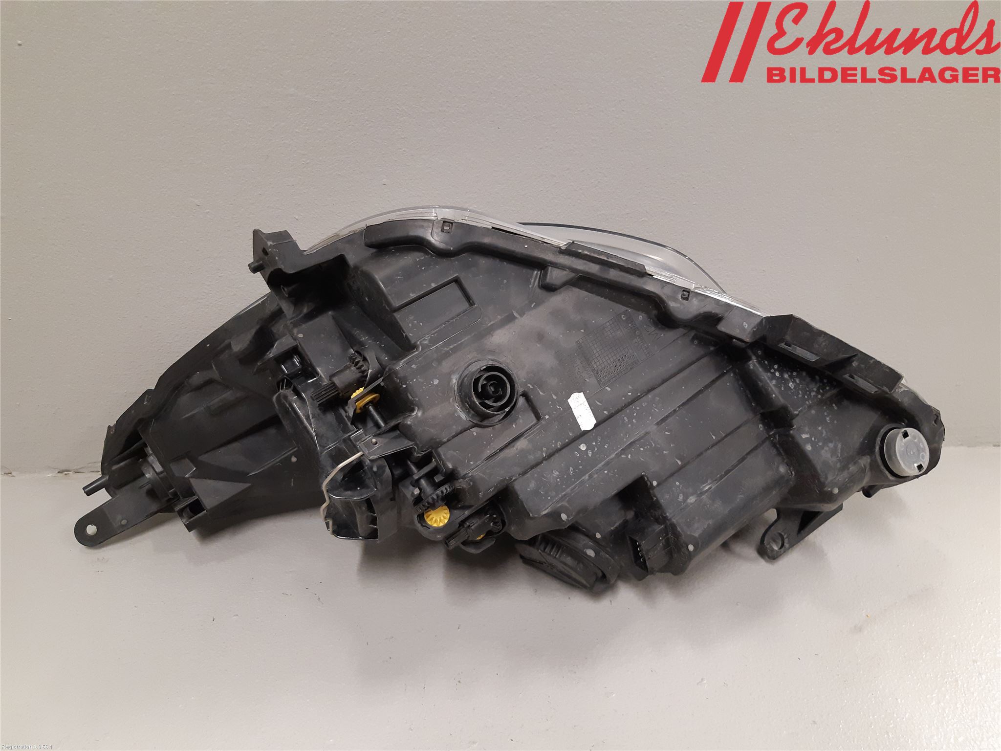 Opel CORSA D 07-14 Strålkastare Höger