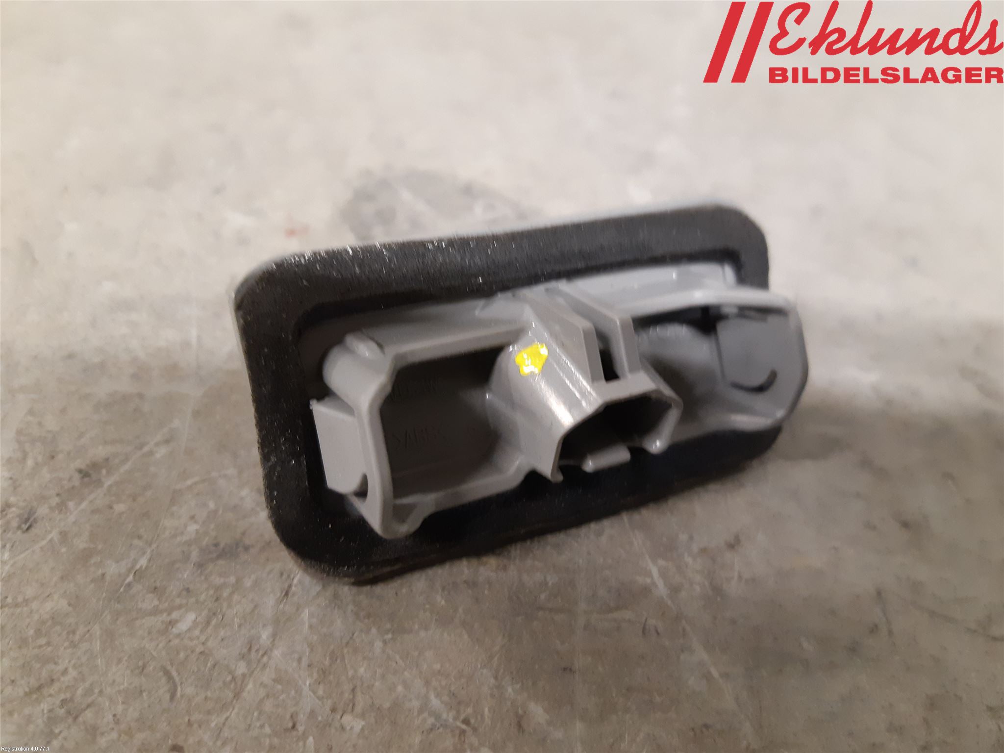 Toyota RAV4 19- Skylt Belysning