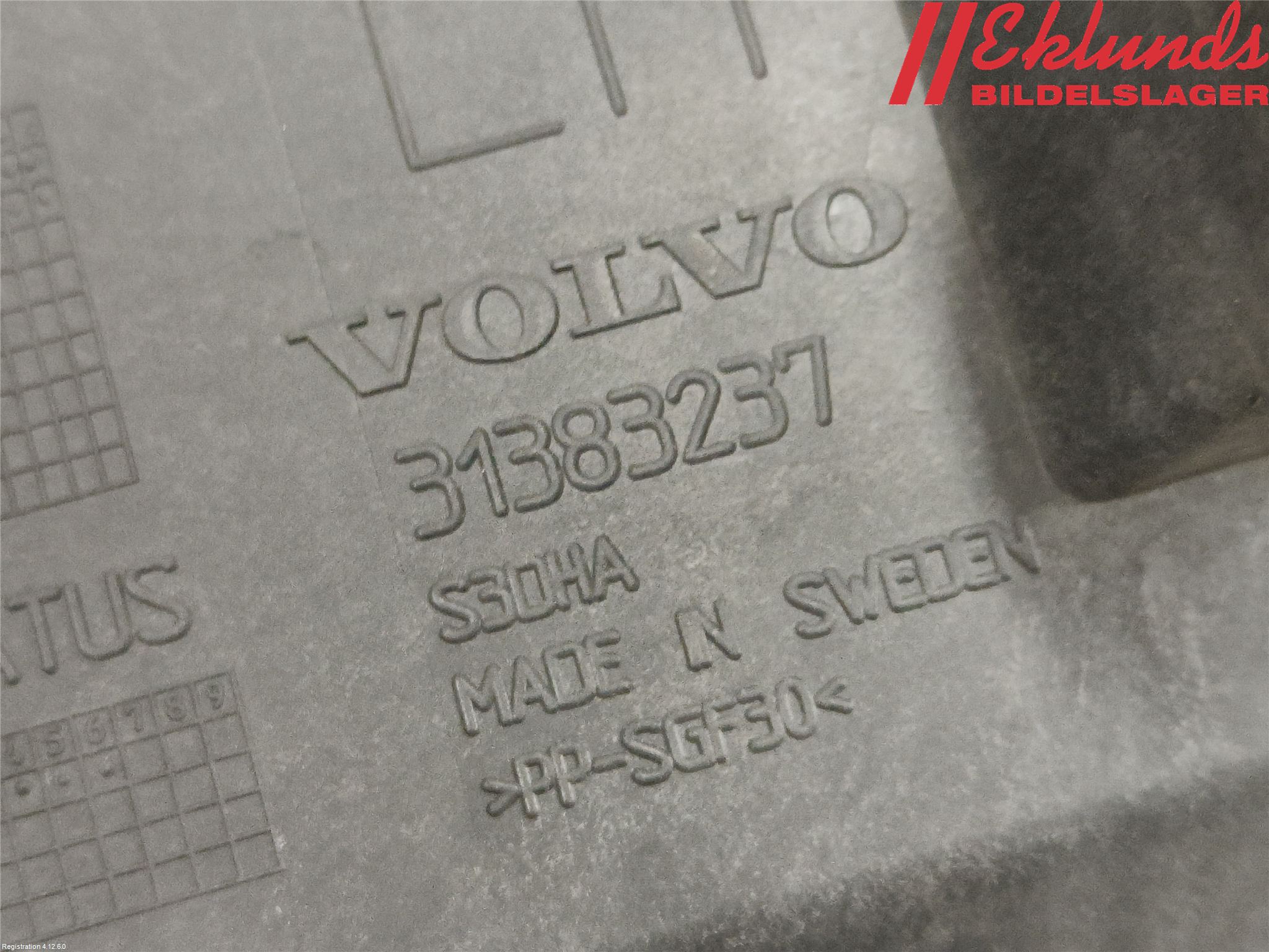 Volvo V90 17->> Stötfångarfäste Fram Vä