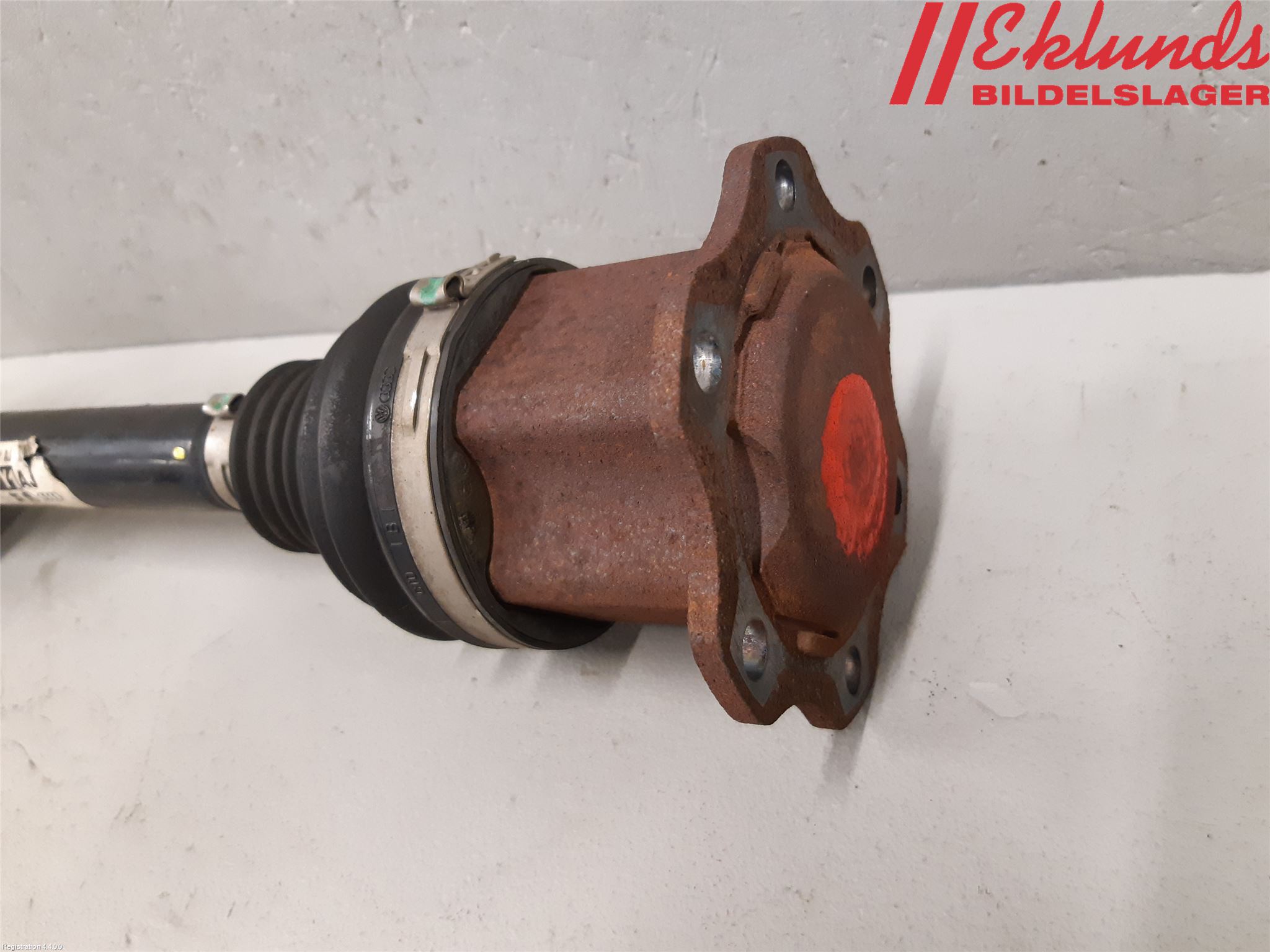 Audi A5 07-16 Drivaxel Fram Vänster