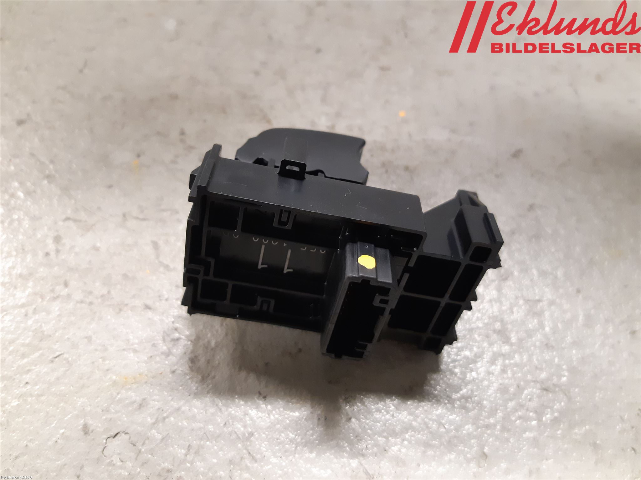 Toyota COROLLA 19- Strömställare Elhiss