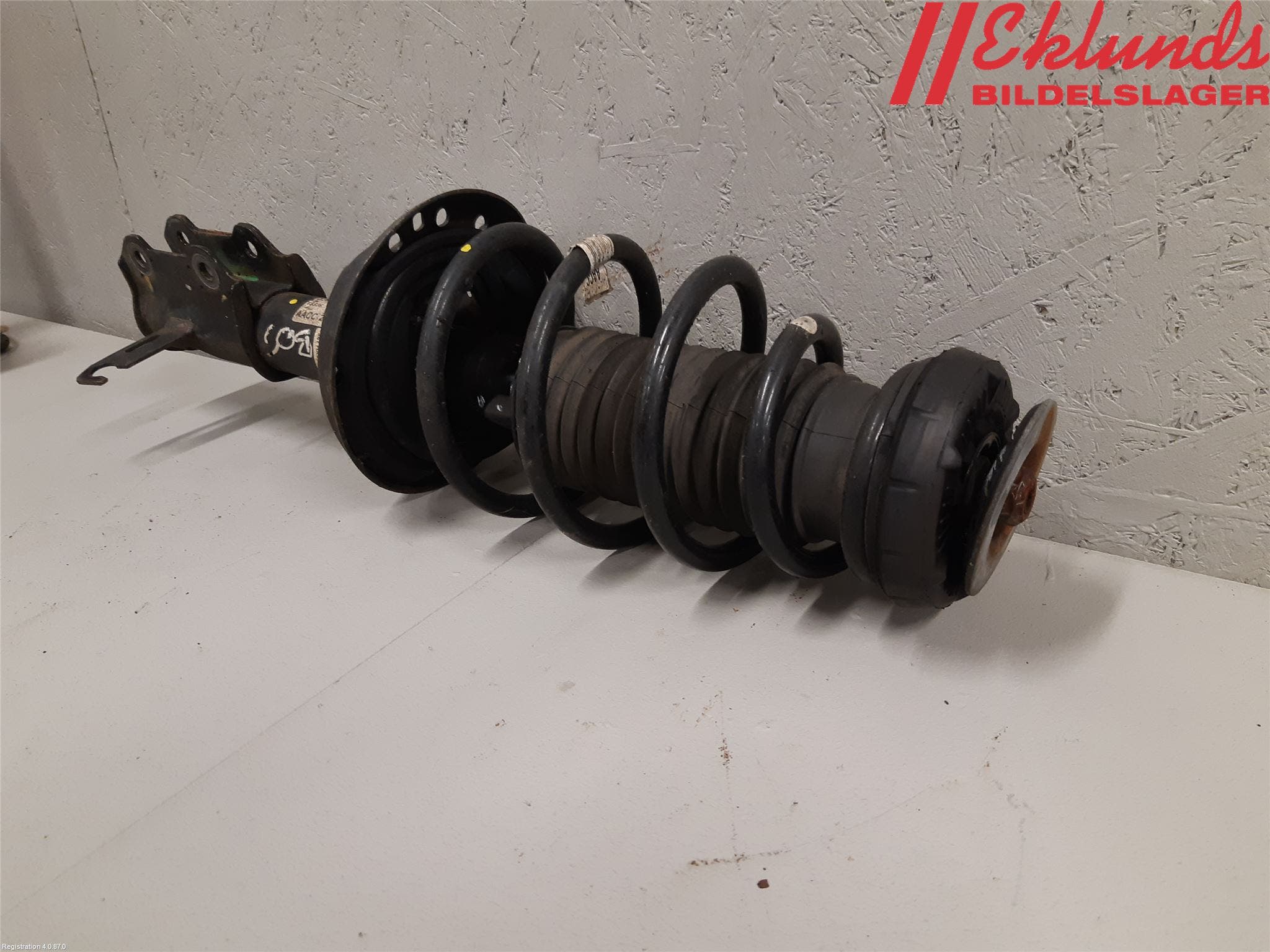 Opel ASTRA J 10-15 Fjäderben Fram Höger