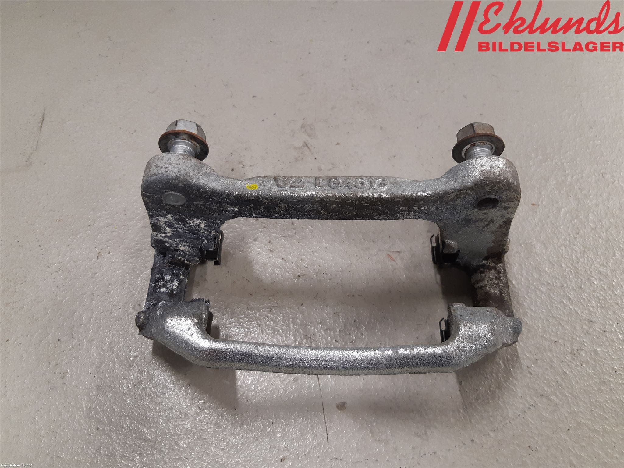 Toyota COROLLA 19- Bromsokshållare