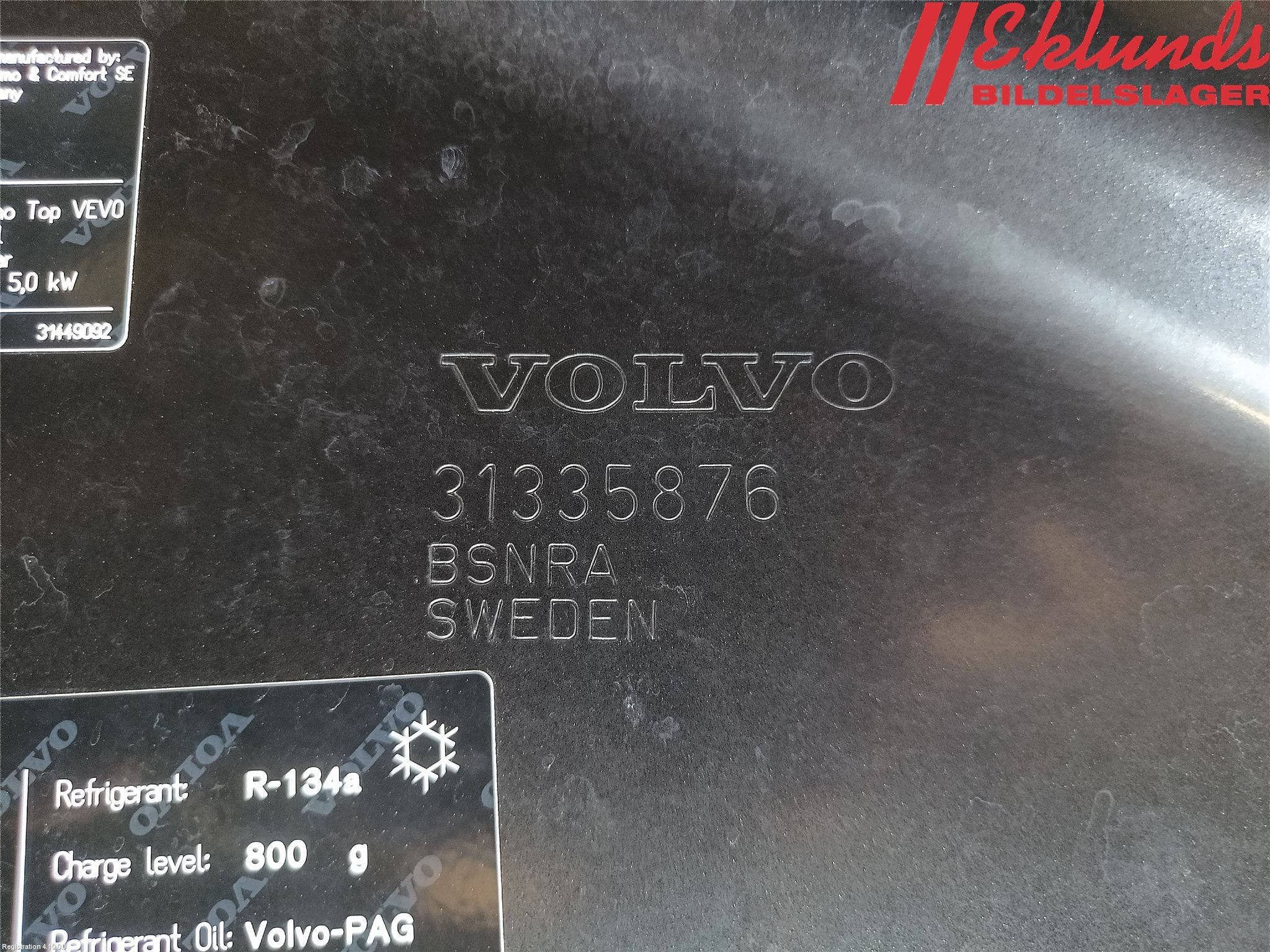 Volvo XC60 14-17 Huv Fram