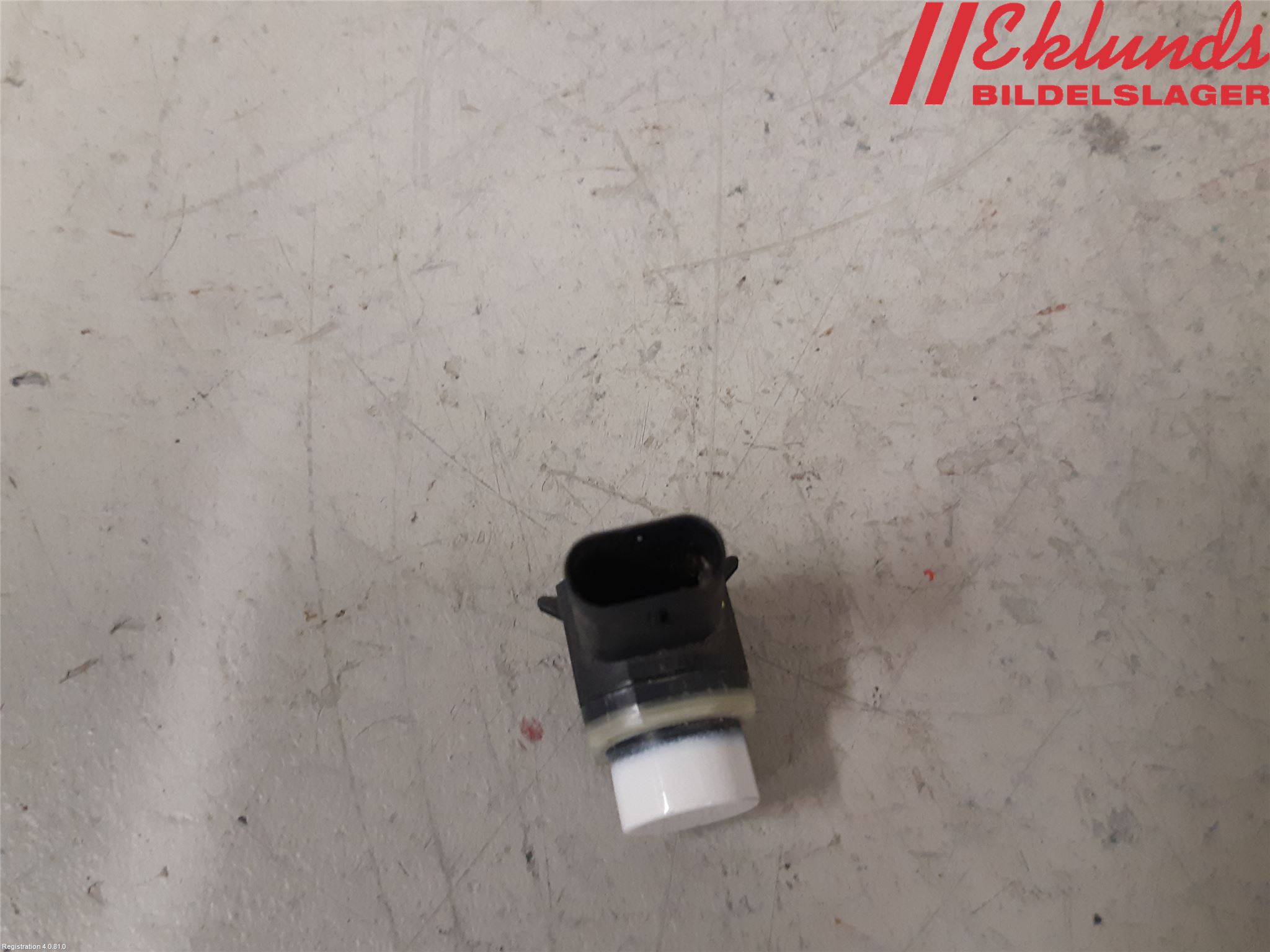 Volkswagen VW PASSAT 11-14 Parkeringshjälp Frontsensor
