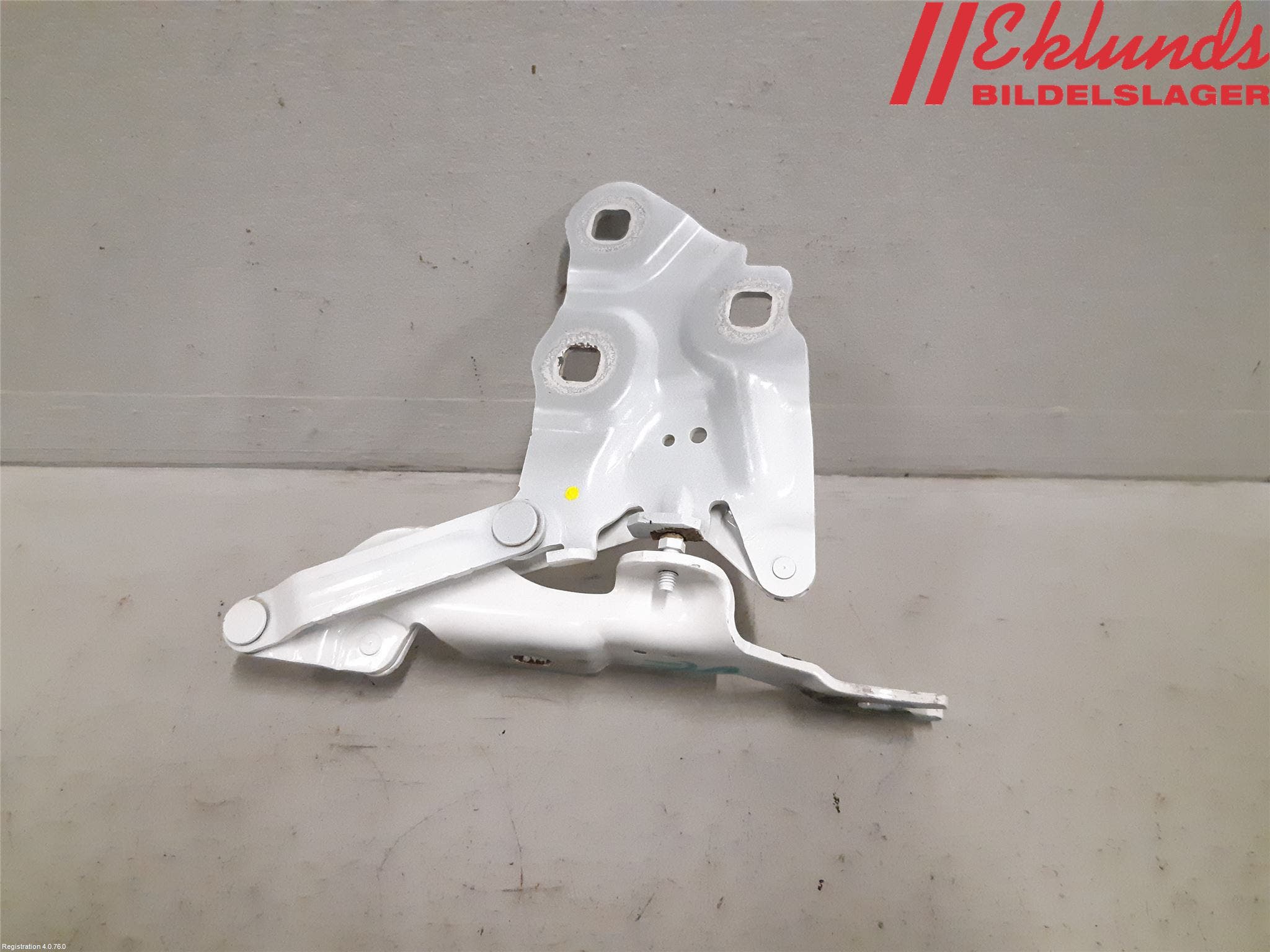 BMW X4 F26 14-18 Huvgångjärn