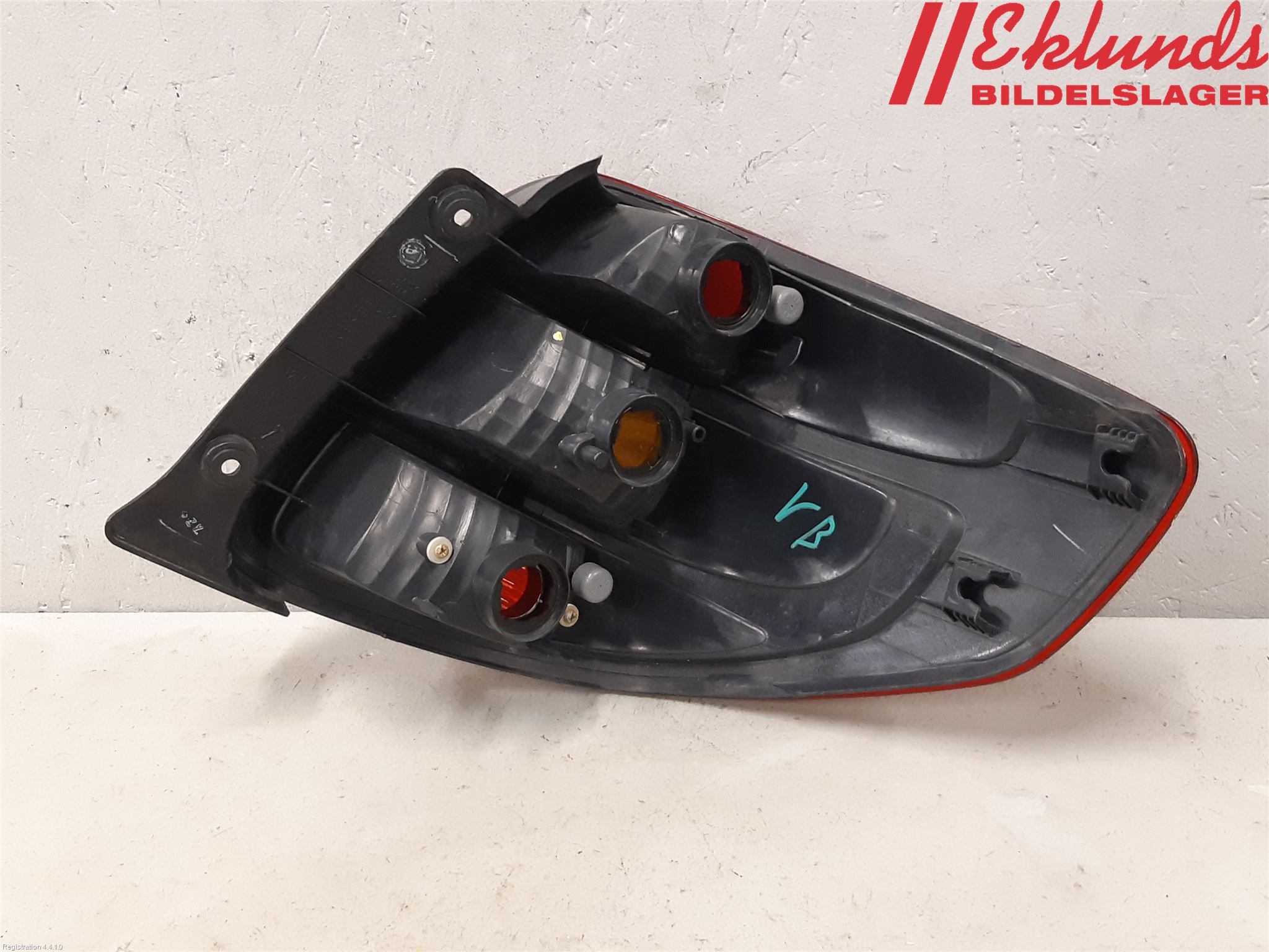 Suzuki SX4 10-13 Bakljus Vänster