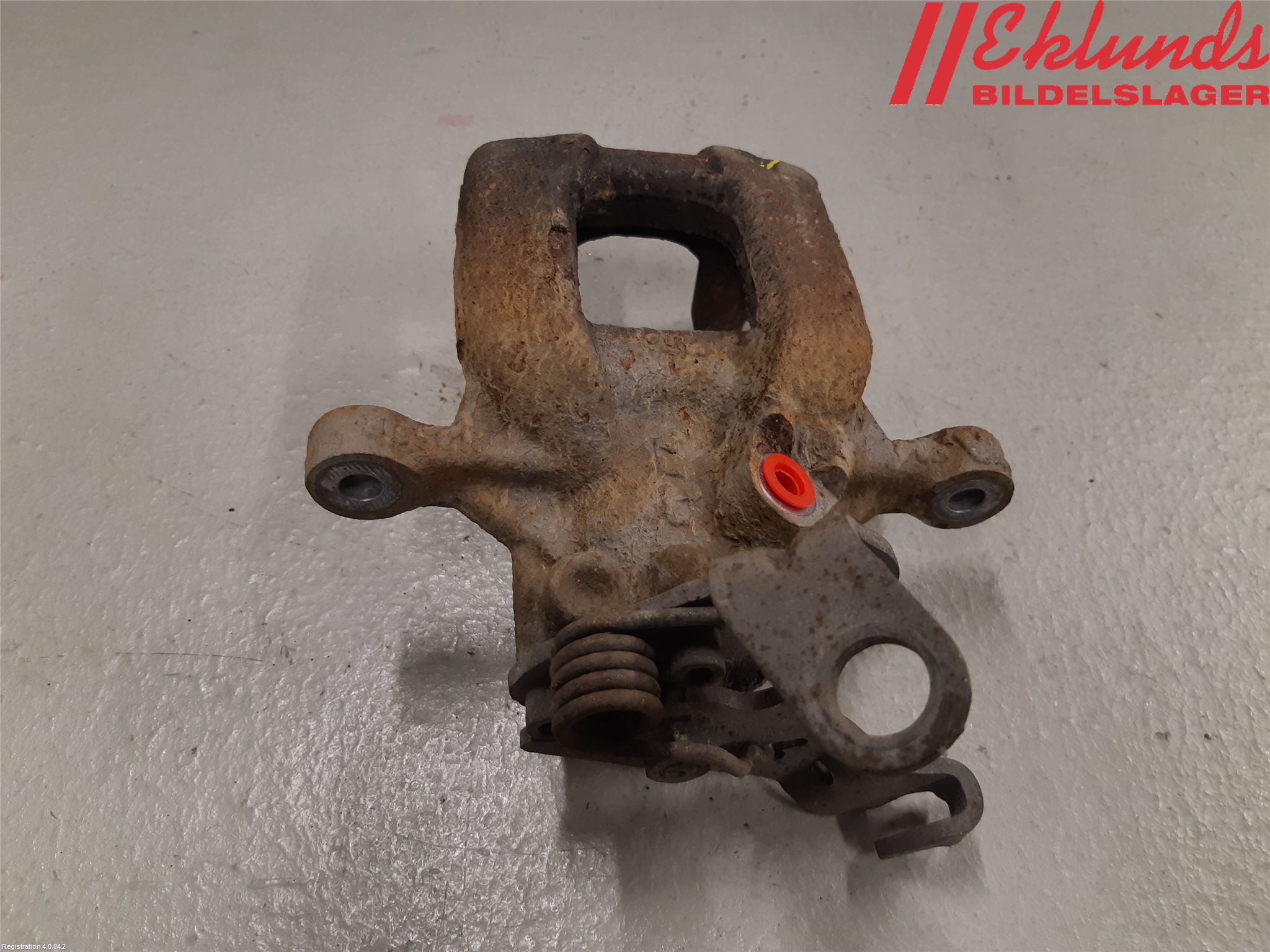 Volkswagen VW TOURAN 10-15 Bromsok Bak Höger