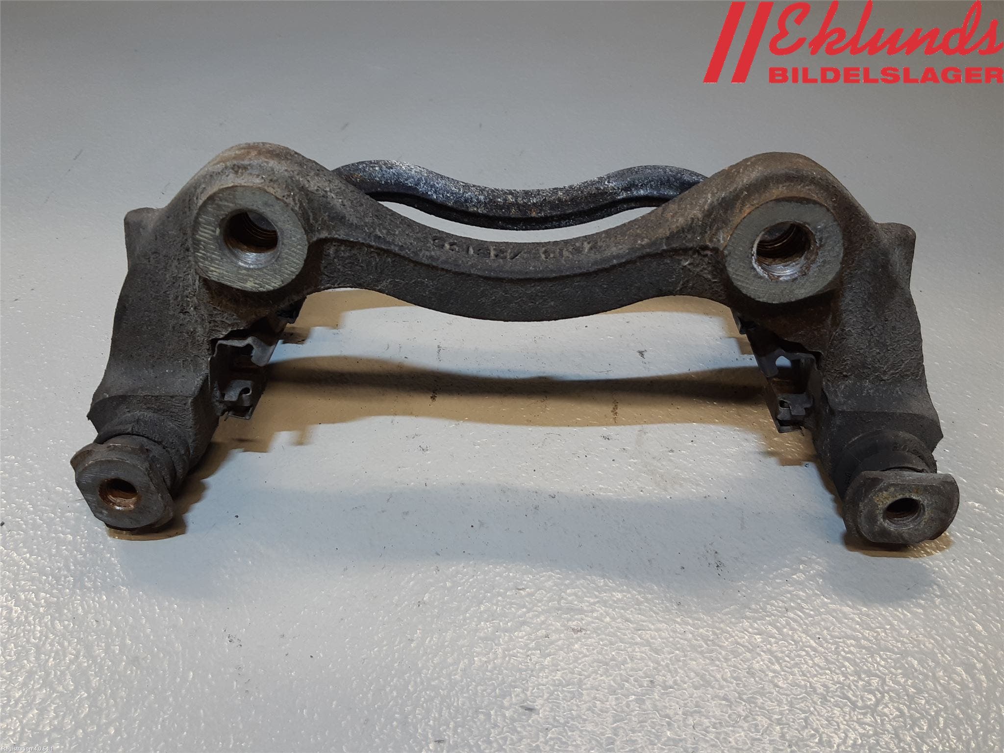 Ford TRANSIT SKÅP/BUSS 14-22 Bromsokshållare