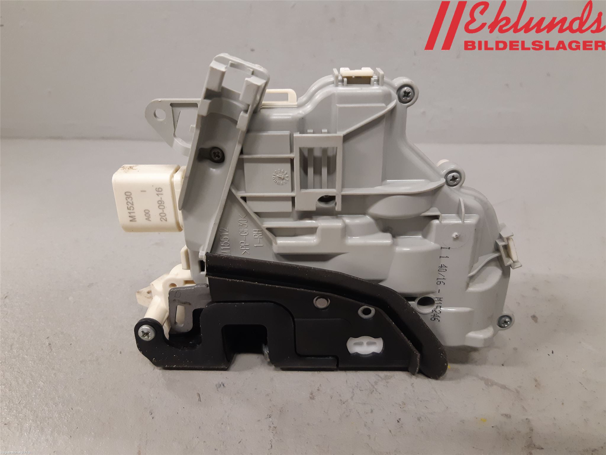 Audi A6 ALLROAD 12-18 Låskista-Dörrlås