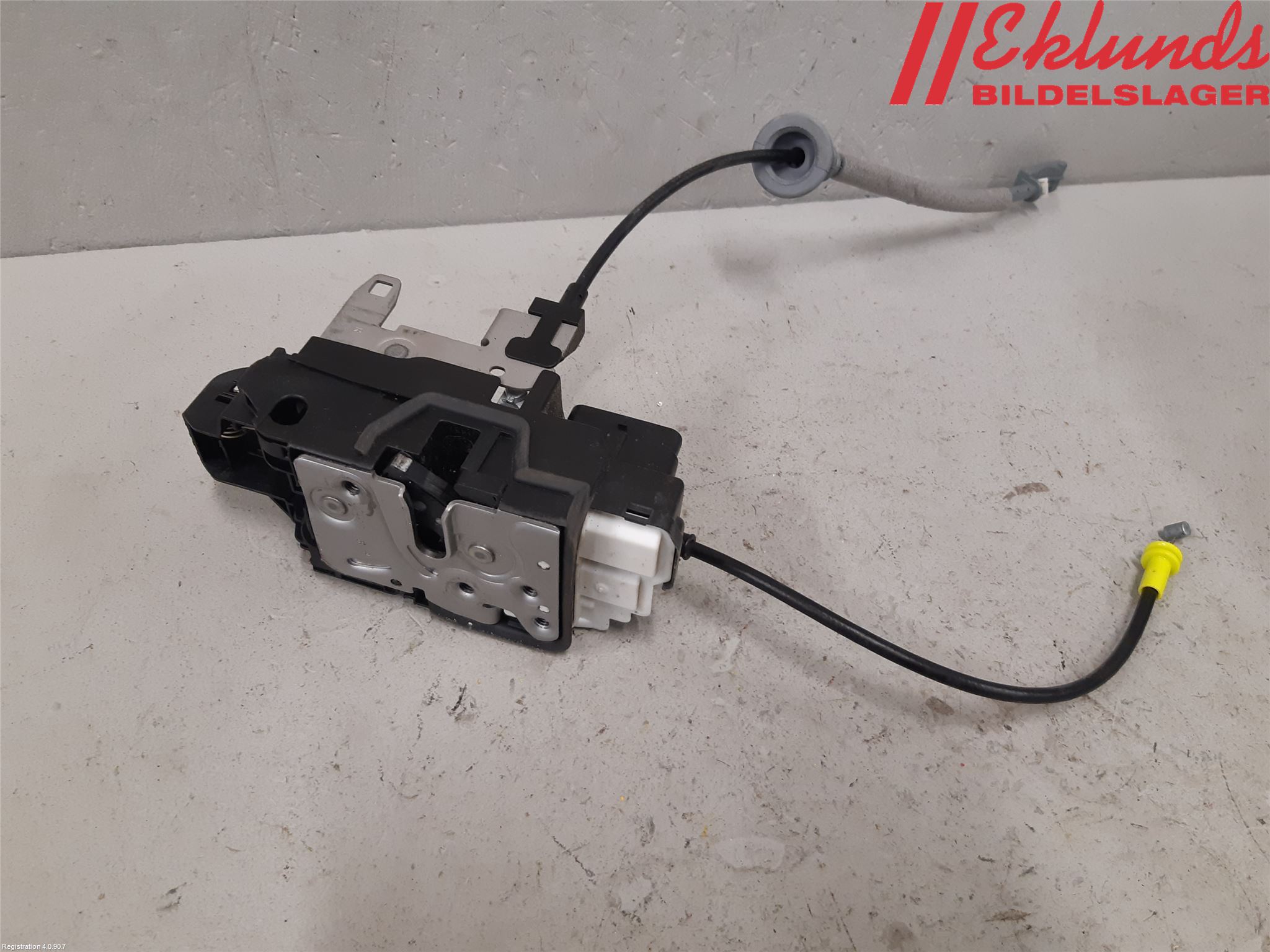 Volvo V90 17->> Låskista-Dörrlås