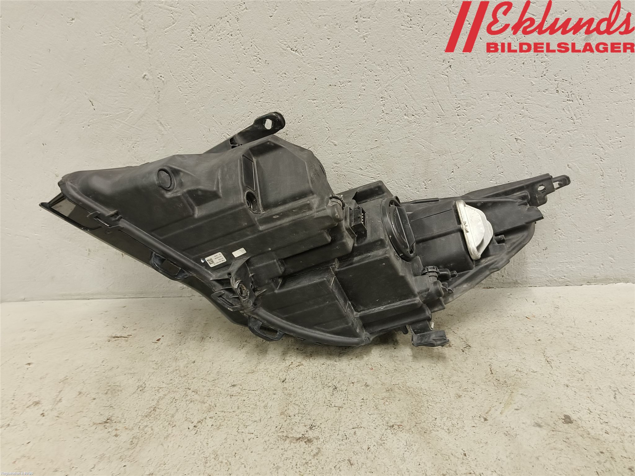 Opel ASTRA K 16-22 Strålkastare Höger