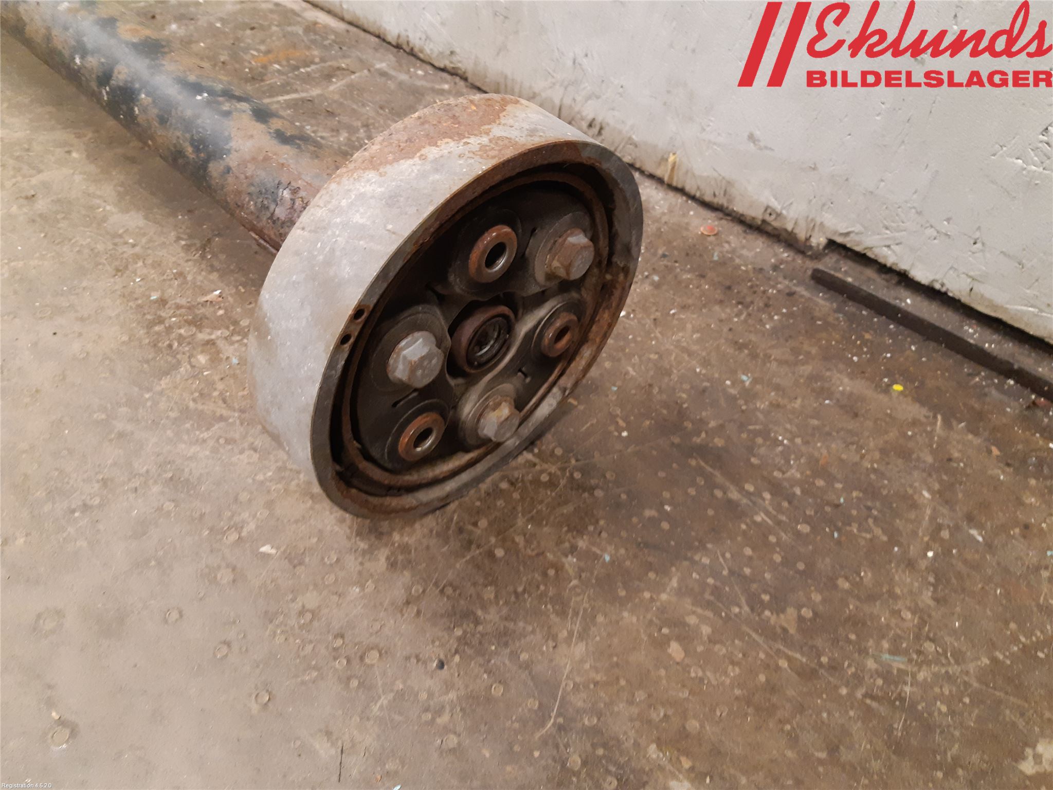 Volkswagen VW PASSAT 15-19 Mellanaxel Komp