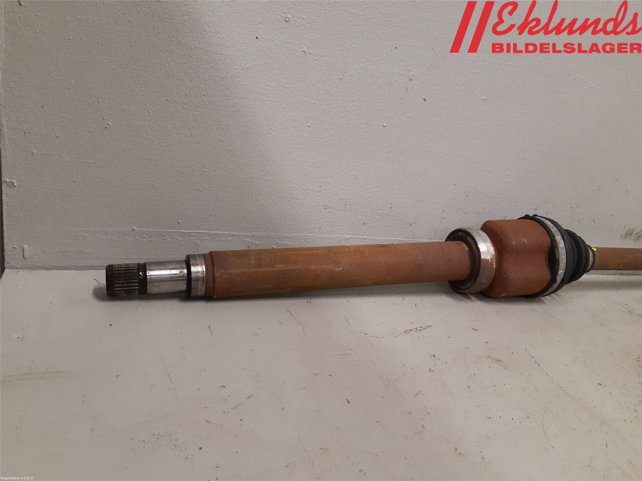 Volvo V70 08-13 Drivaxel Fram Höger