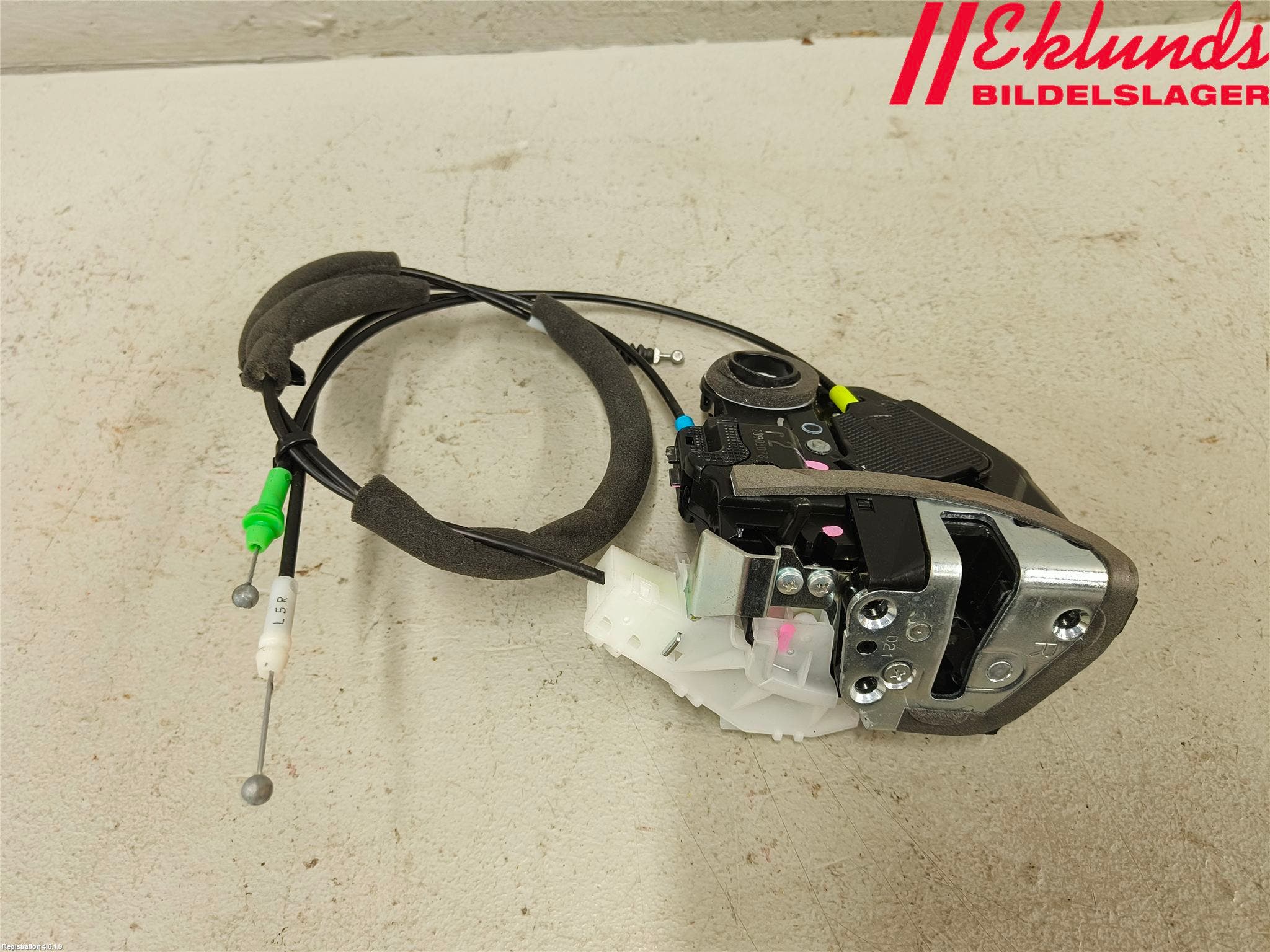 Toyota C-HR 16-23 Låskista-Dörrlås