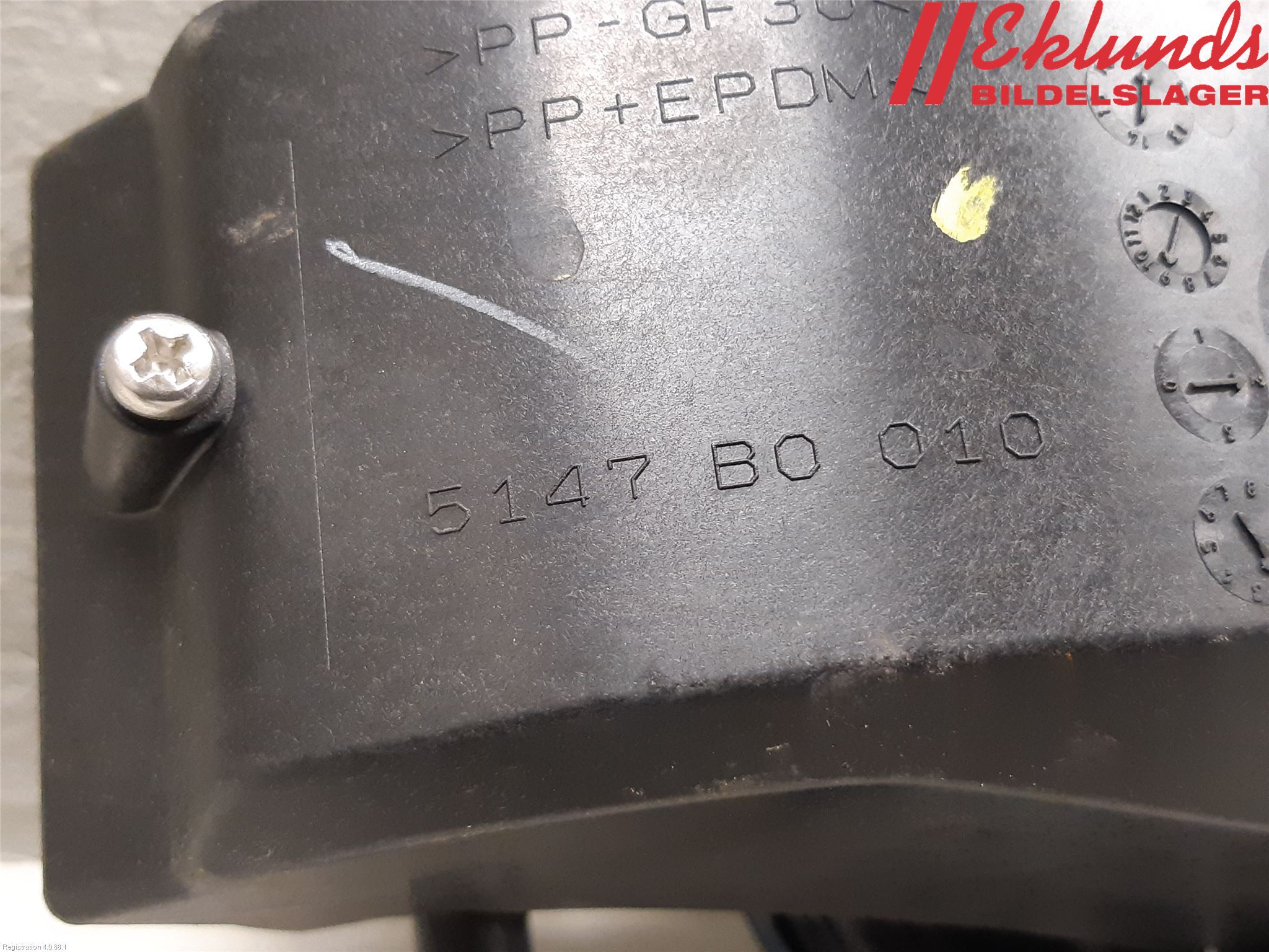 Subaru LEVORG 14-20 Tanklucka