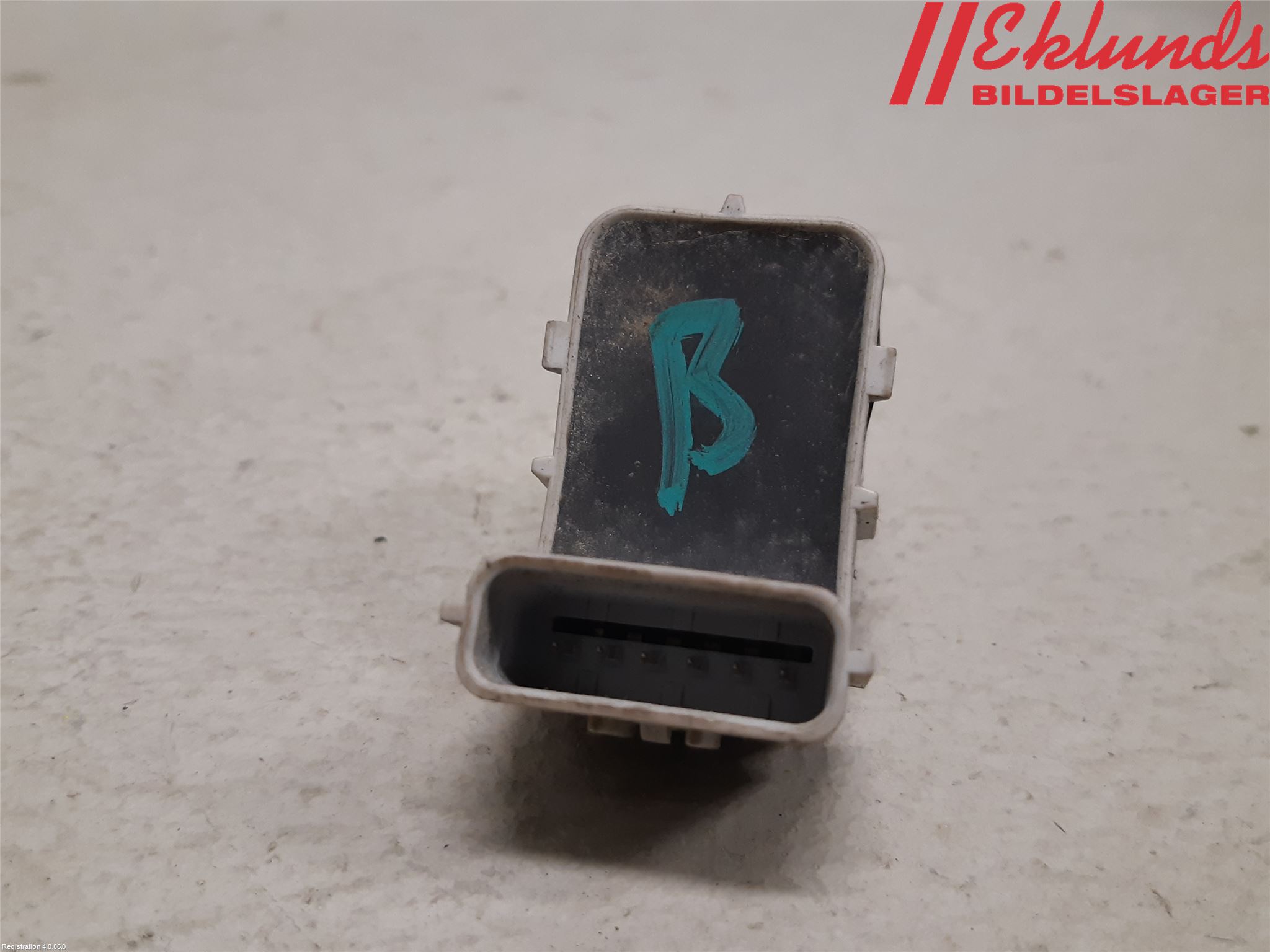 Kia CEED 12-18 Parkeringshjälp Backsensor