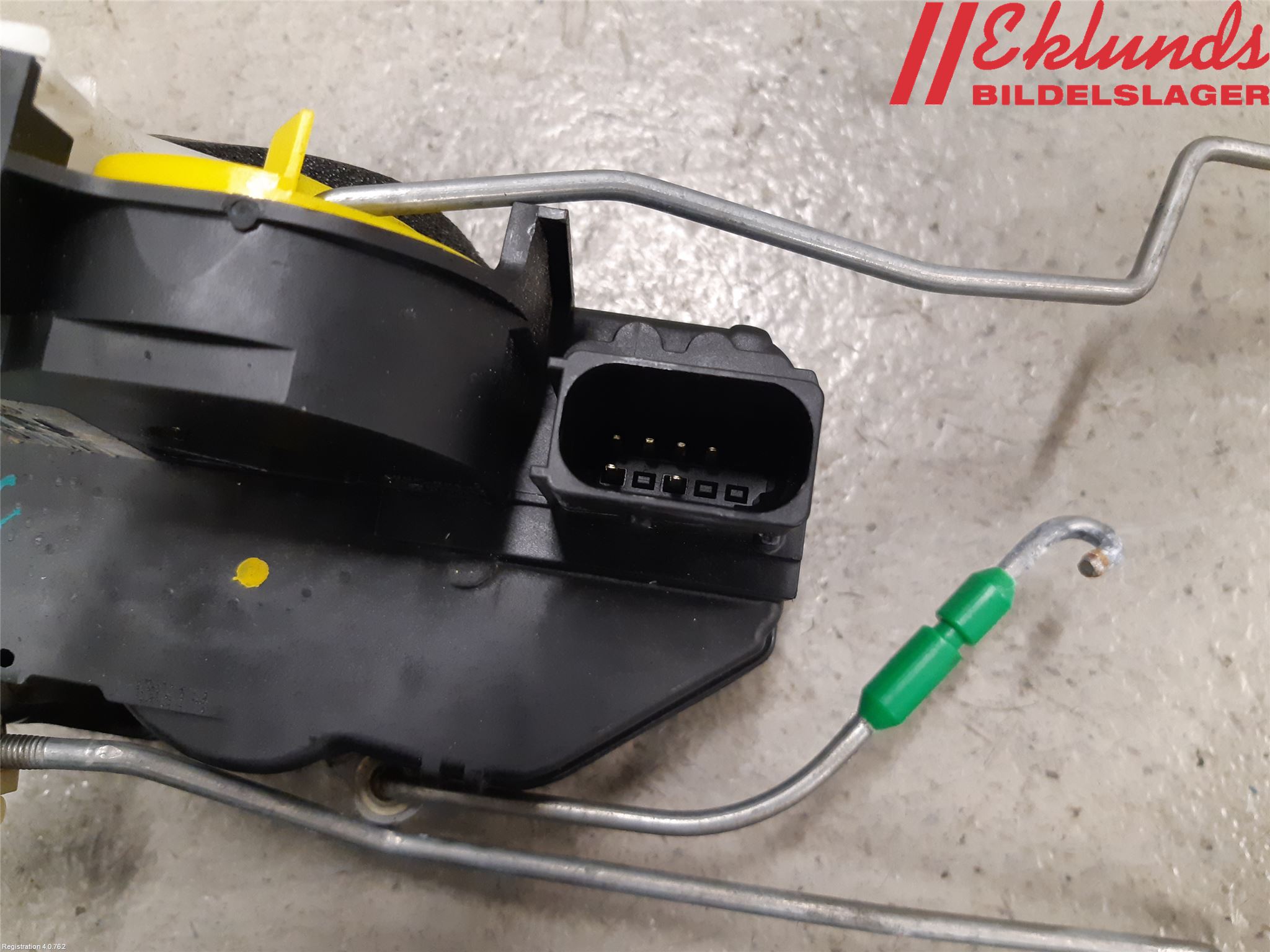 Opel ASTRA J 10-15 Låskista-Dörrlås