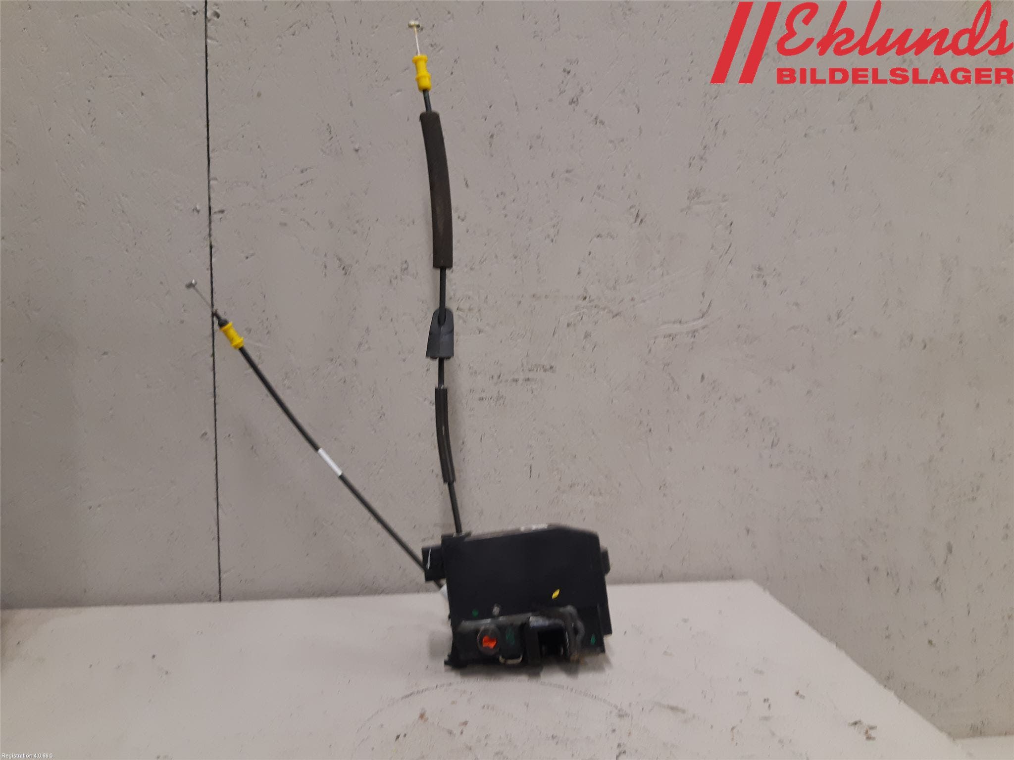 Peugeot 308 14-21 Låskista-Dörrlås