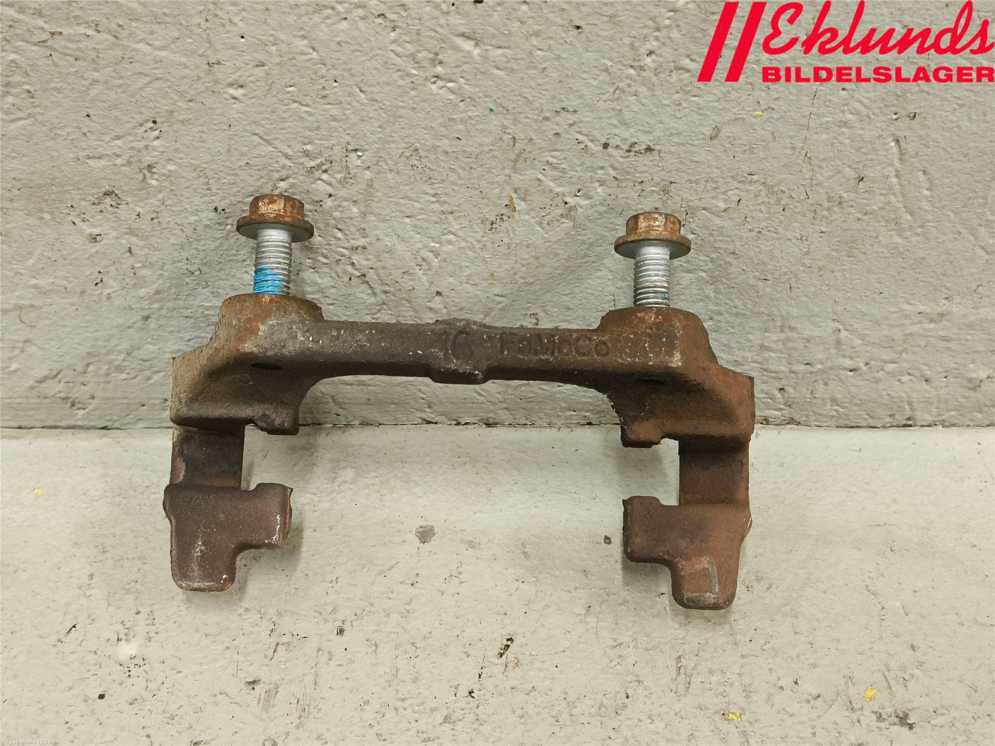 Ford FOCUS 08-11 Bromsokshållare