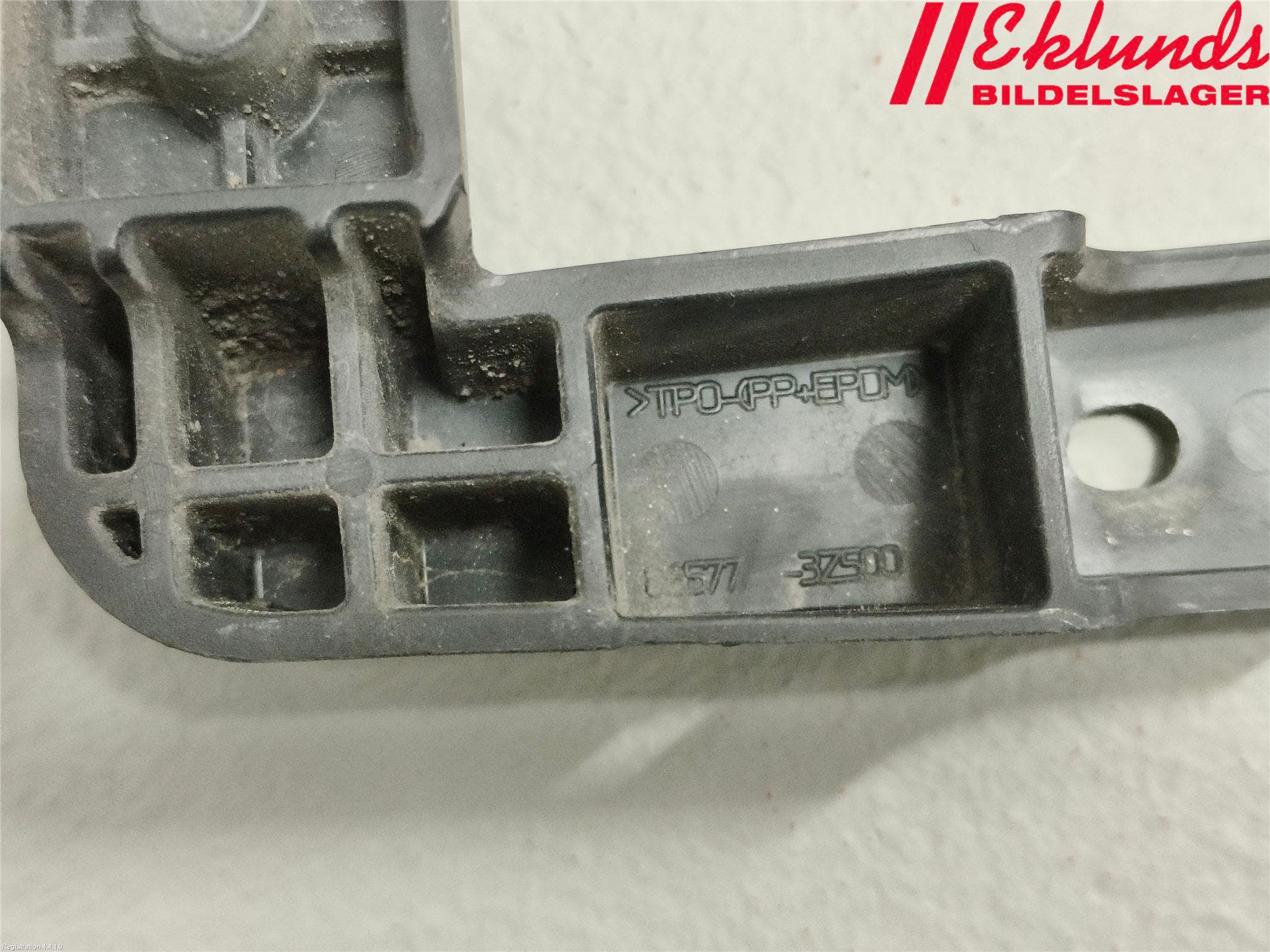 Hyundai i40 08-15 Front Övrigt