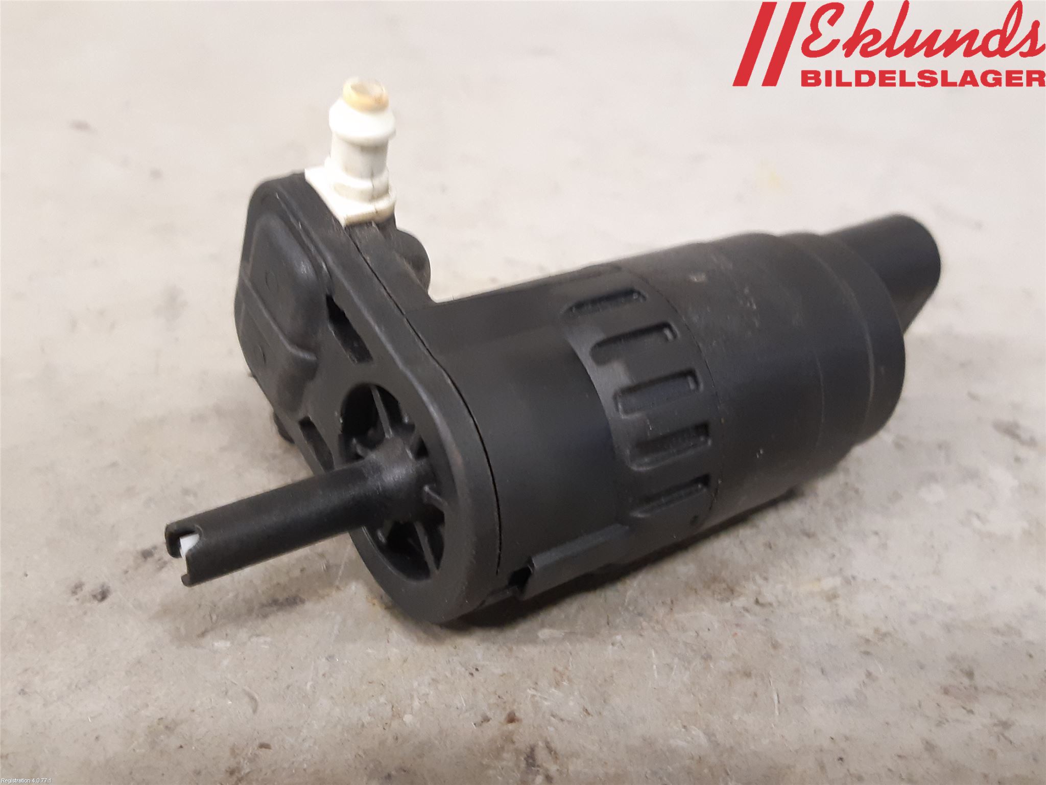 Volkswagen VW GOLF / E-GOLF VII 13-20 Spolarpump Vindruta