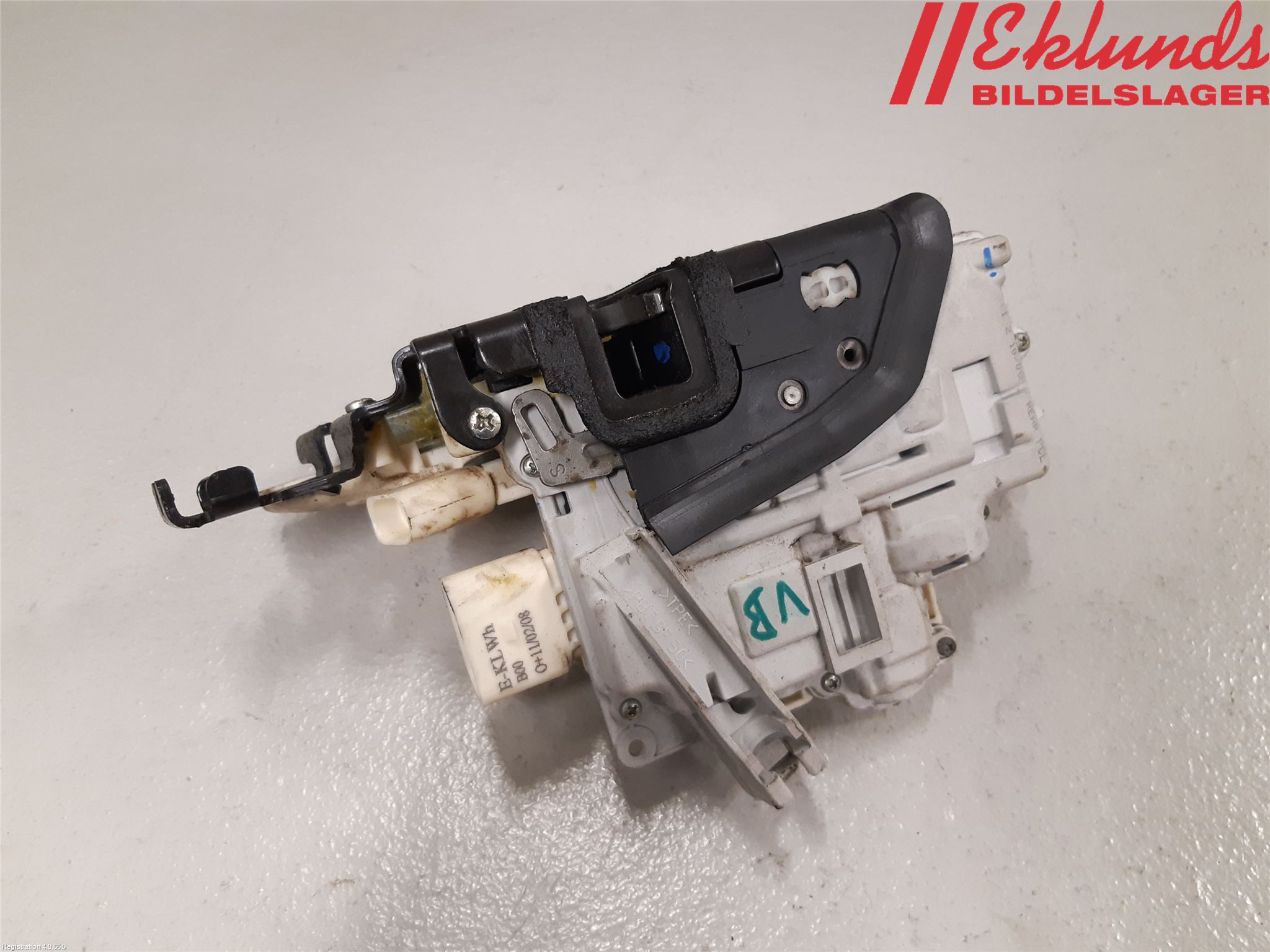 Audi A8/S8 4E  02-09 Låskista-Dörrlås