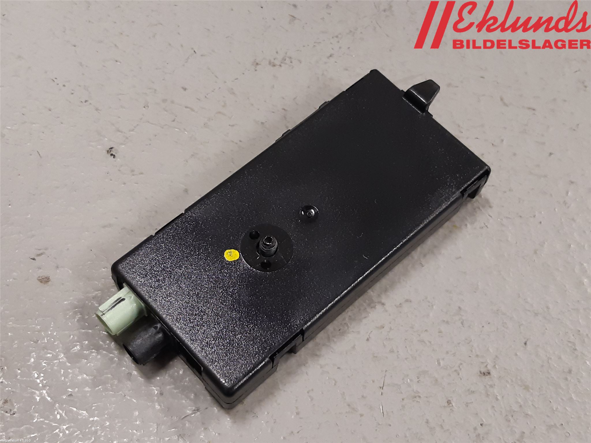 BMW 4 F32/F33/F82/F83 13-20 Antennförstärkare