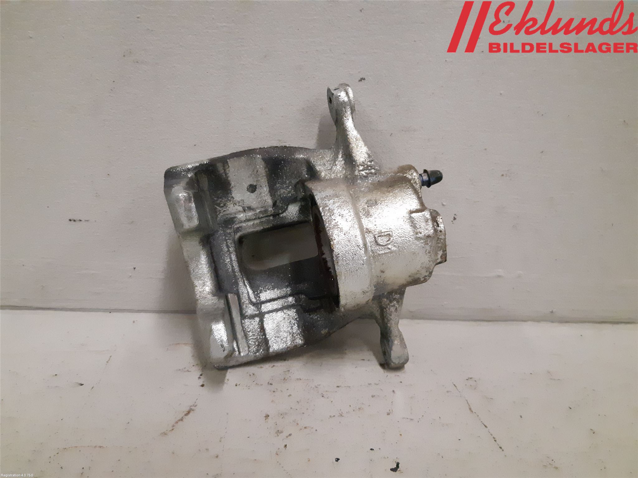 Toyota C-HR 16-23 Bromsok Fram Vänster