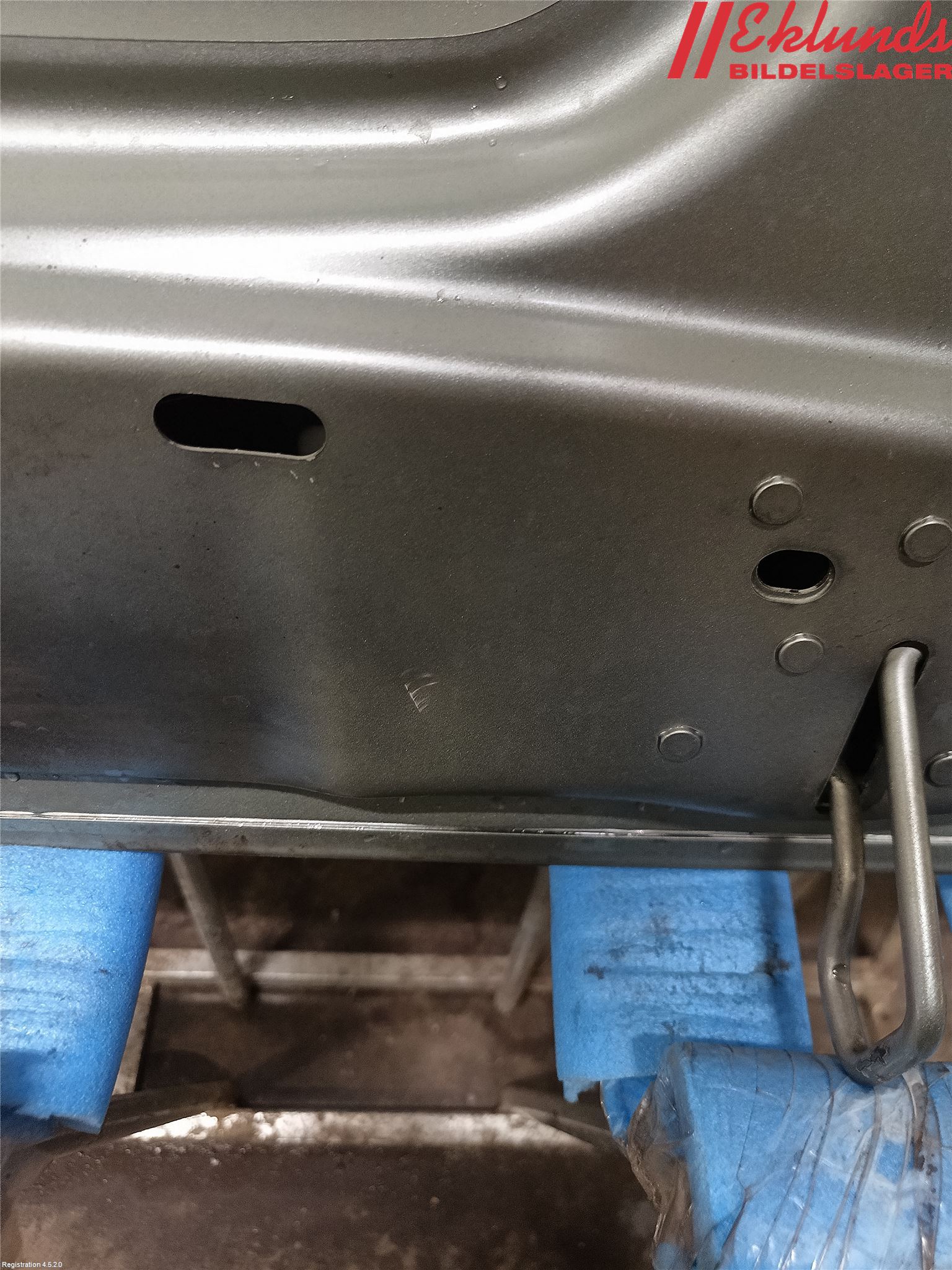 Volvo V70 05-08 Huv Fram