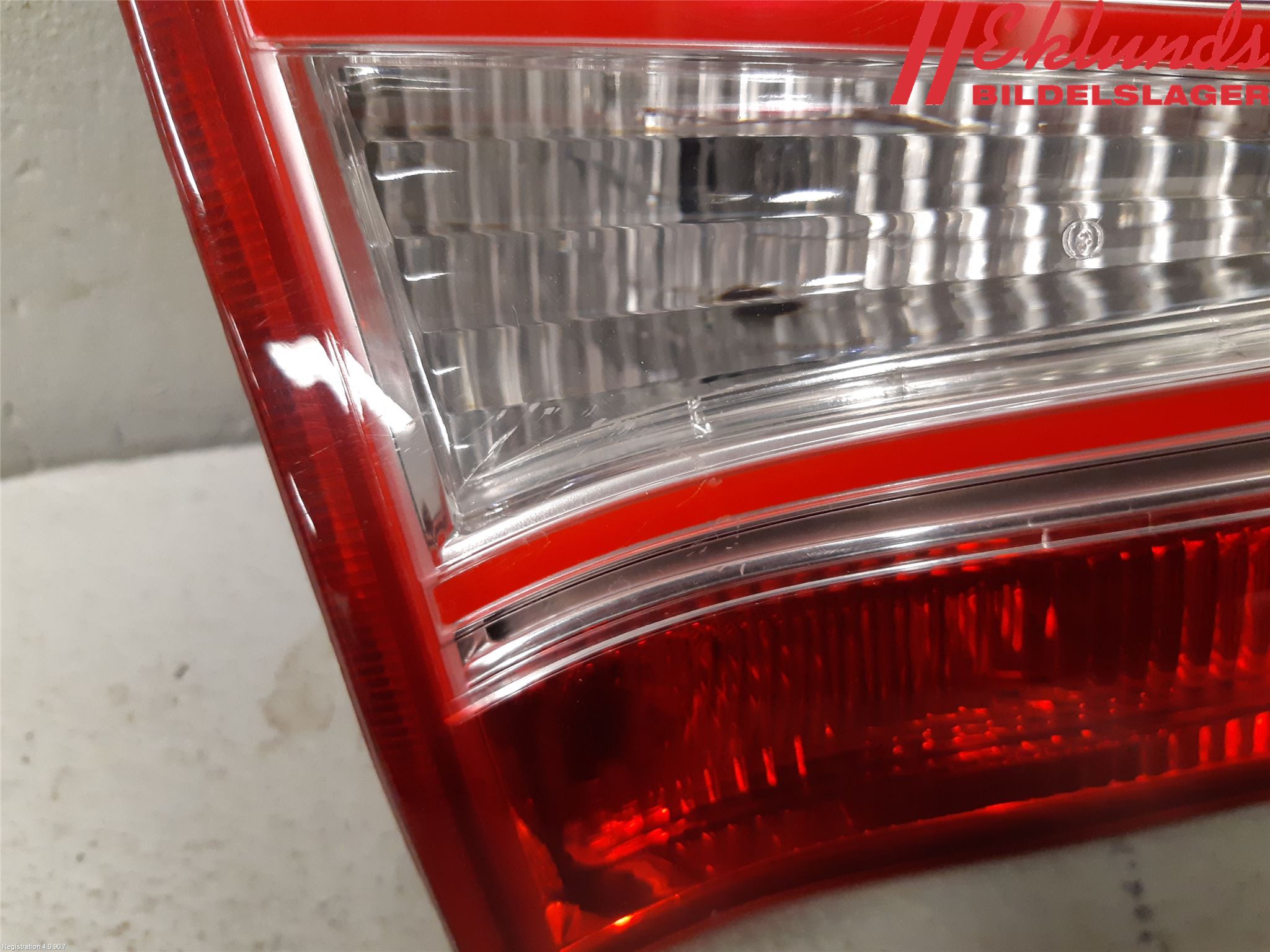 Kia SPORTAGE (SL) 11-15 Bakljus Lucka Vä