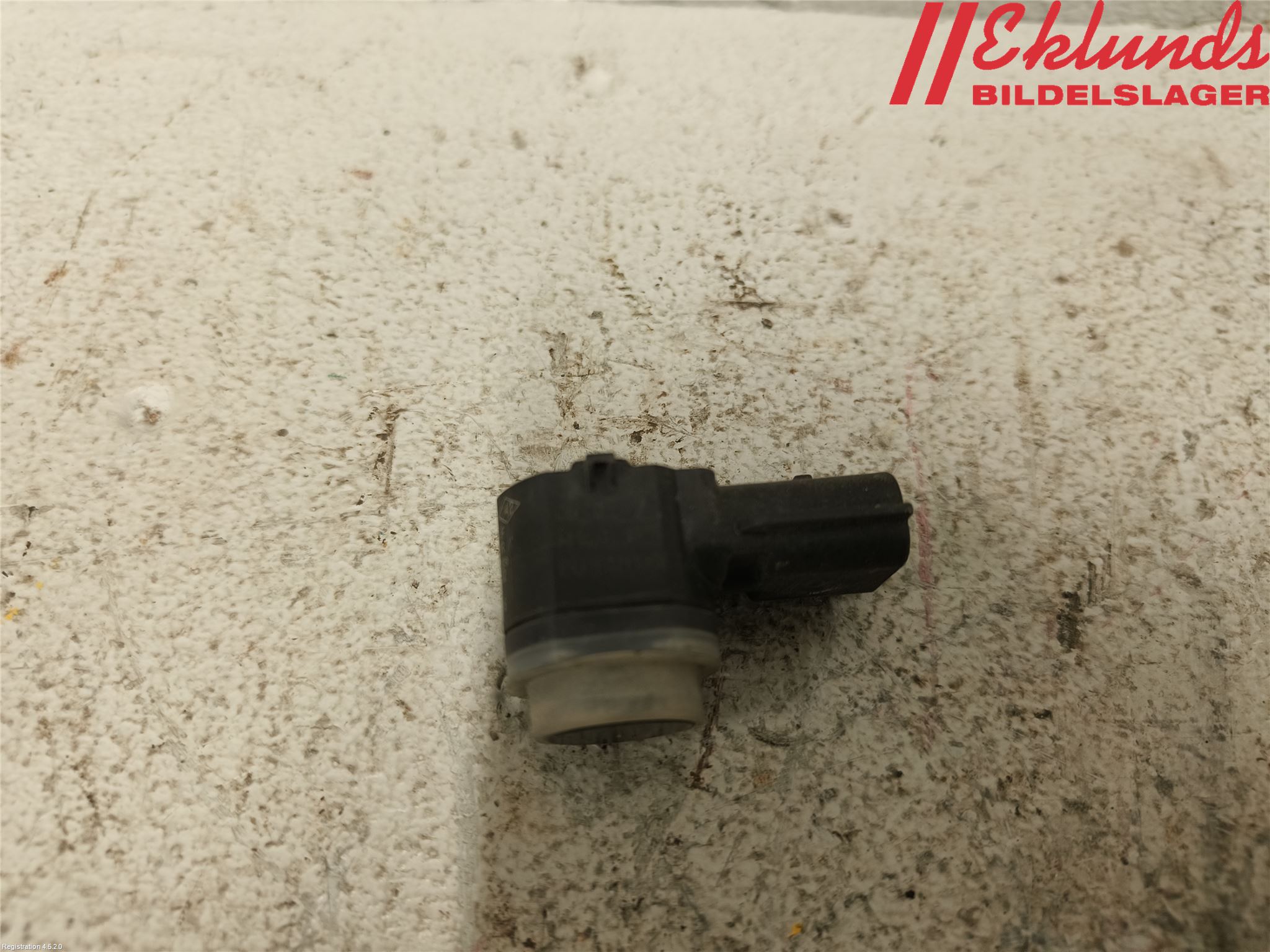 Nissan NV400 12-24 Parkeringshjälp Backsensor