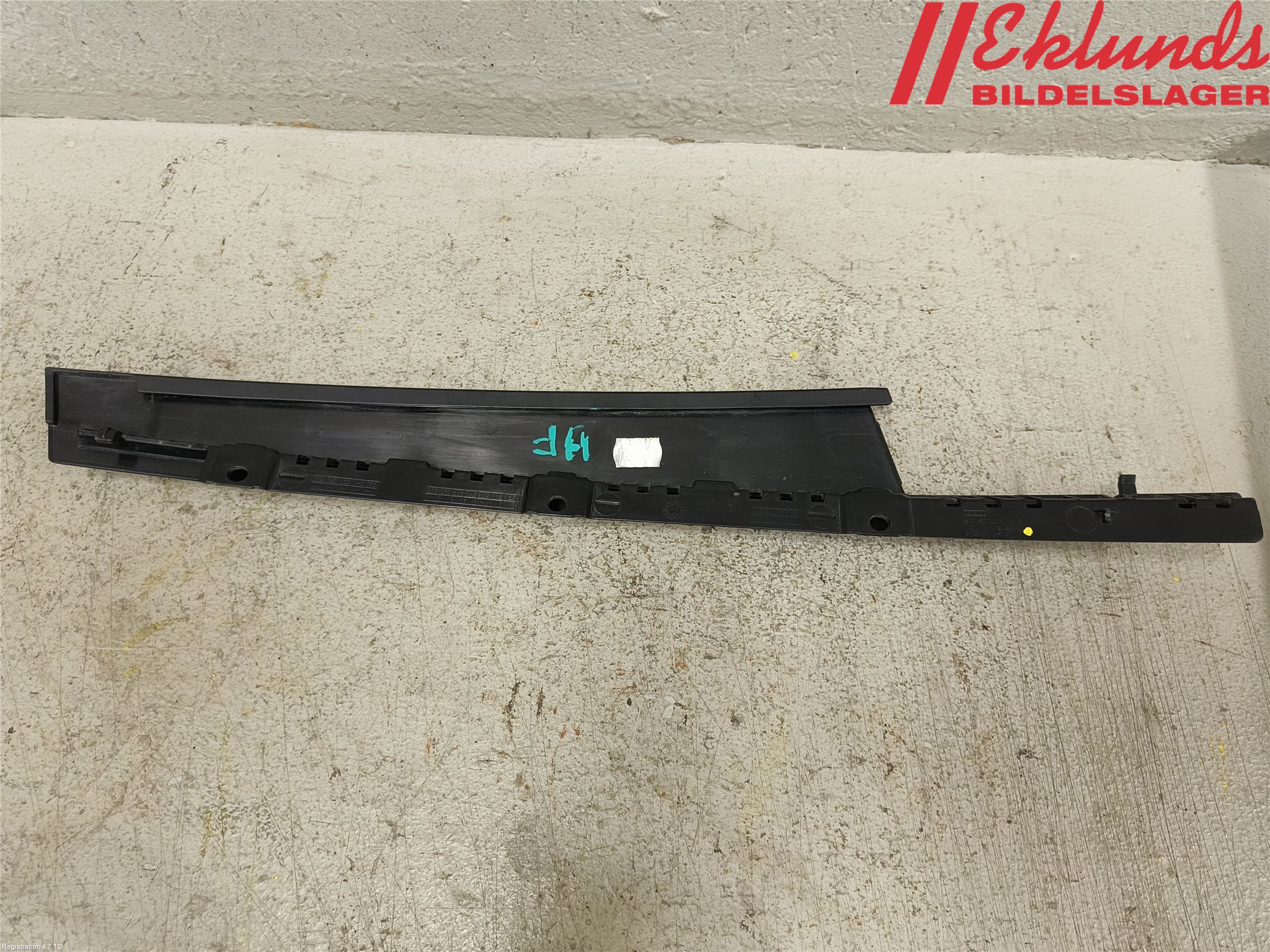 Audi A4/S4 B9 16-19 Dörr Dekorlist Fram Hö