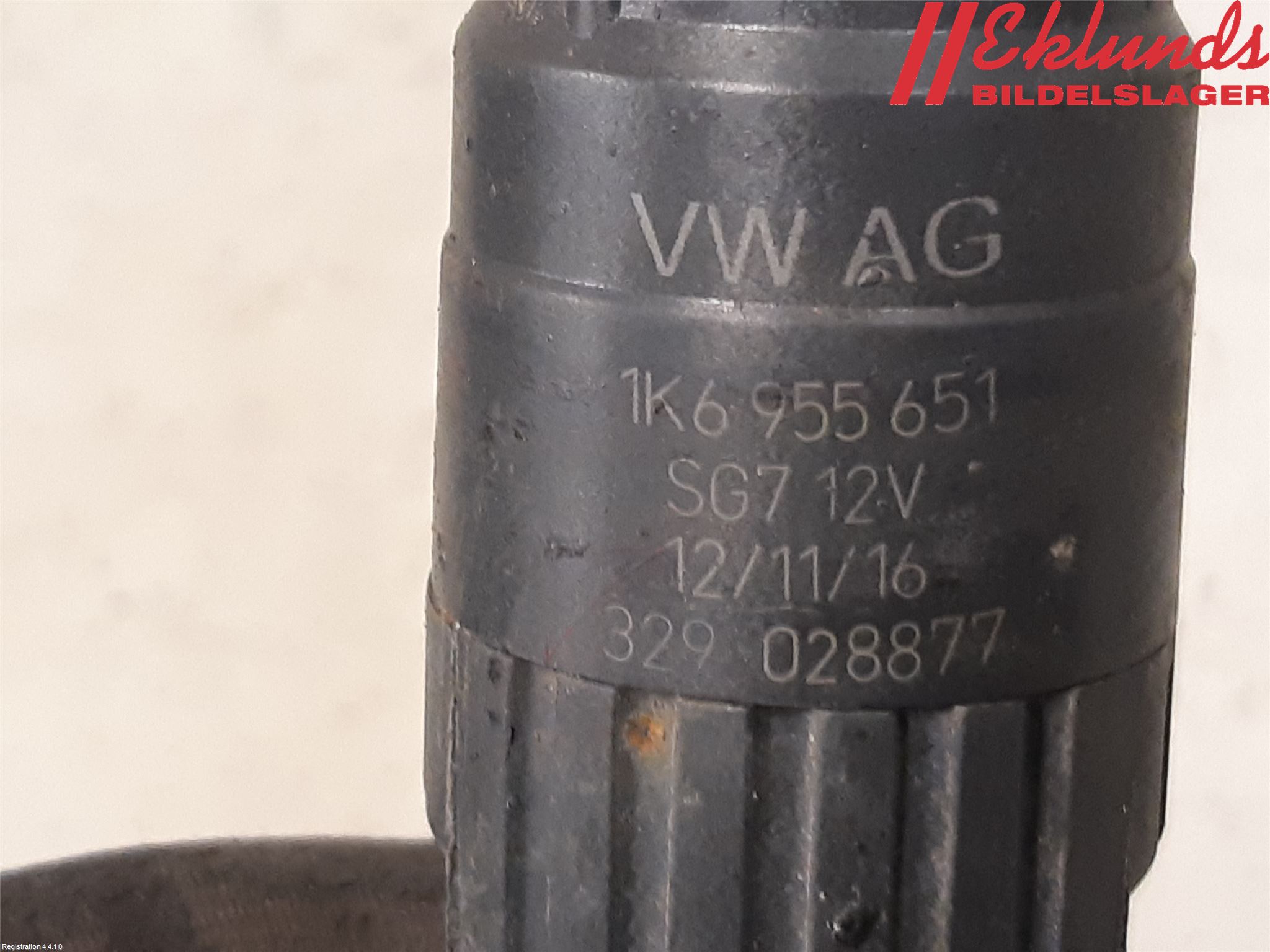 Volkswagen VW GOLF / E-GOLF VII 13-20 Spolarpump Vindruta