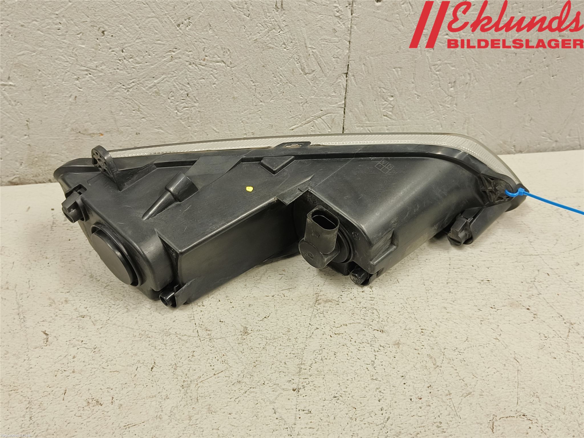Volkswagen VW PASSAT 11-14 Dimljus-Varselljus Fram