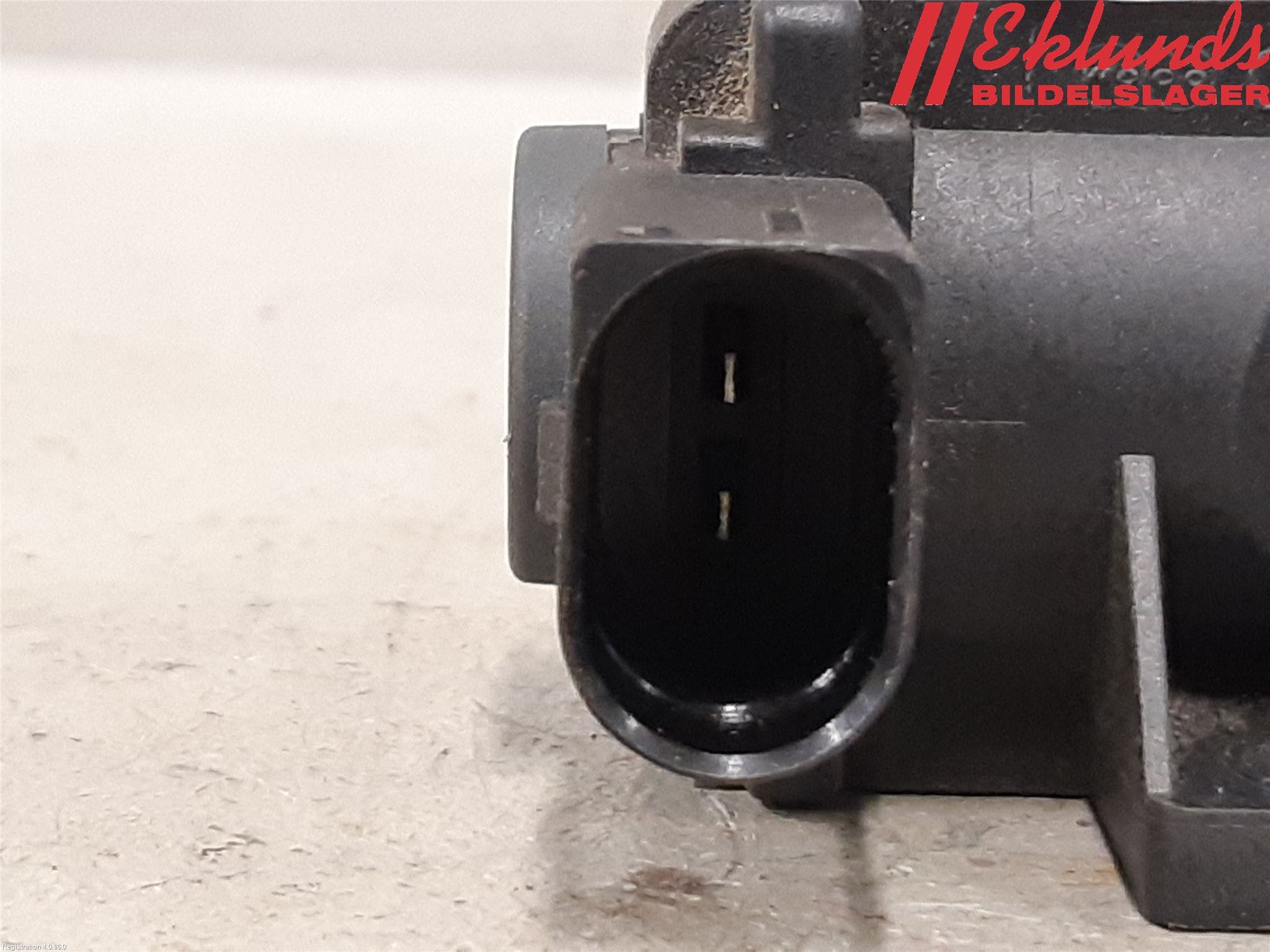 Volkswagen VW CADDY 16-20 Vakuumventil