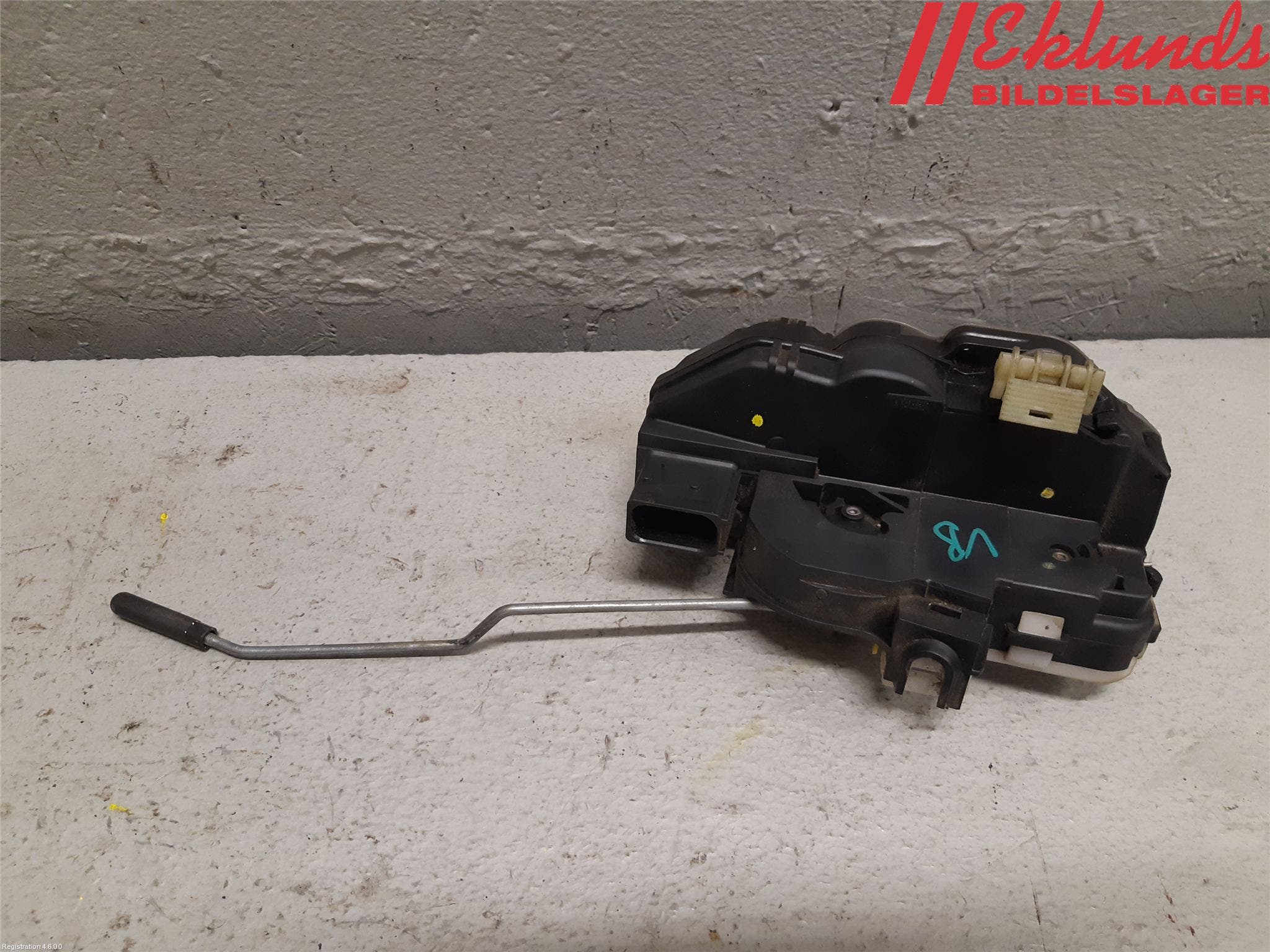 Opel ASTRA J 10-15 Låskista-Dörrlås