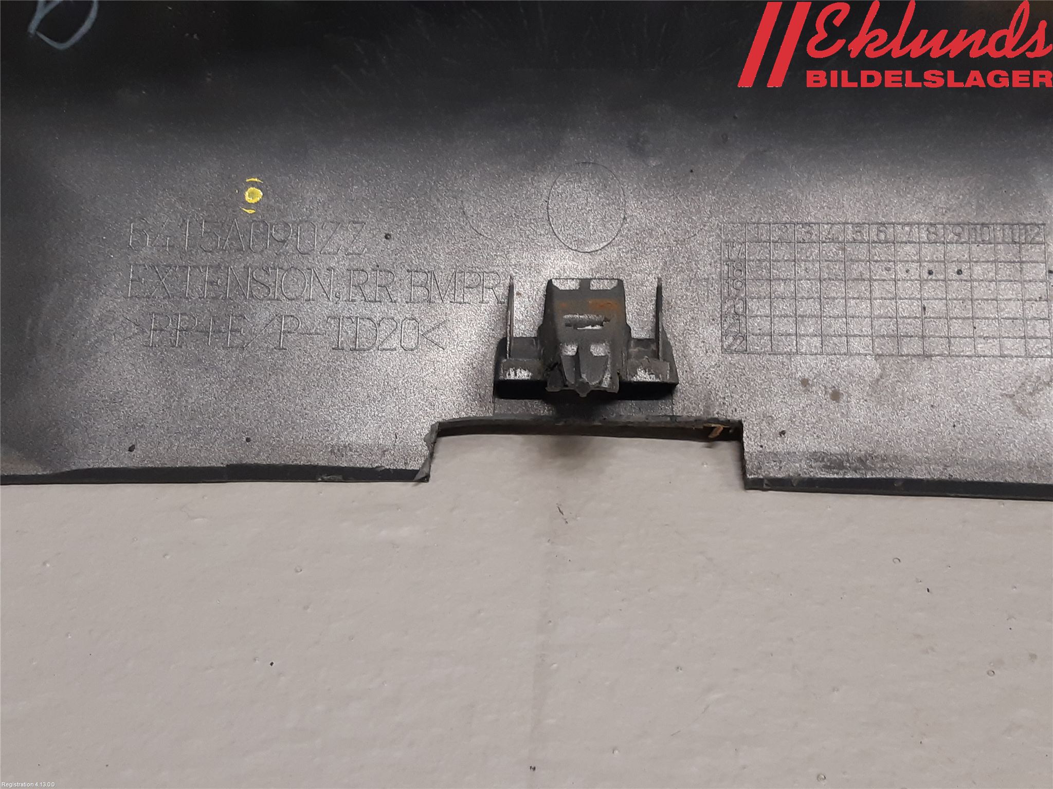 Mitsubishi OUTLANDER 13-21 Spoiler Bak