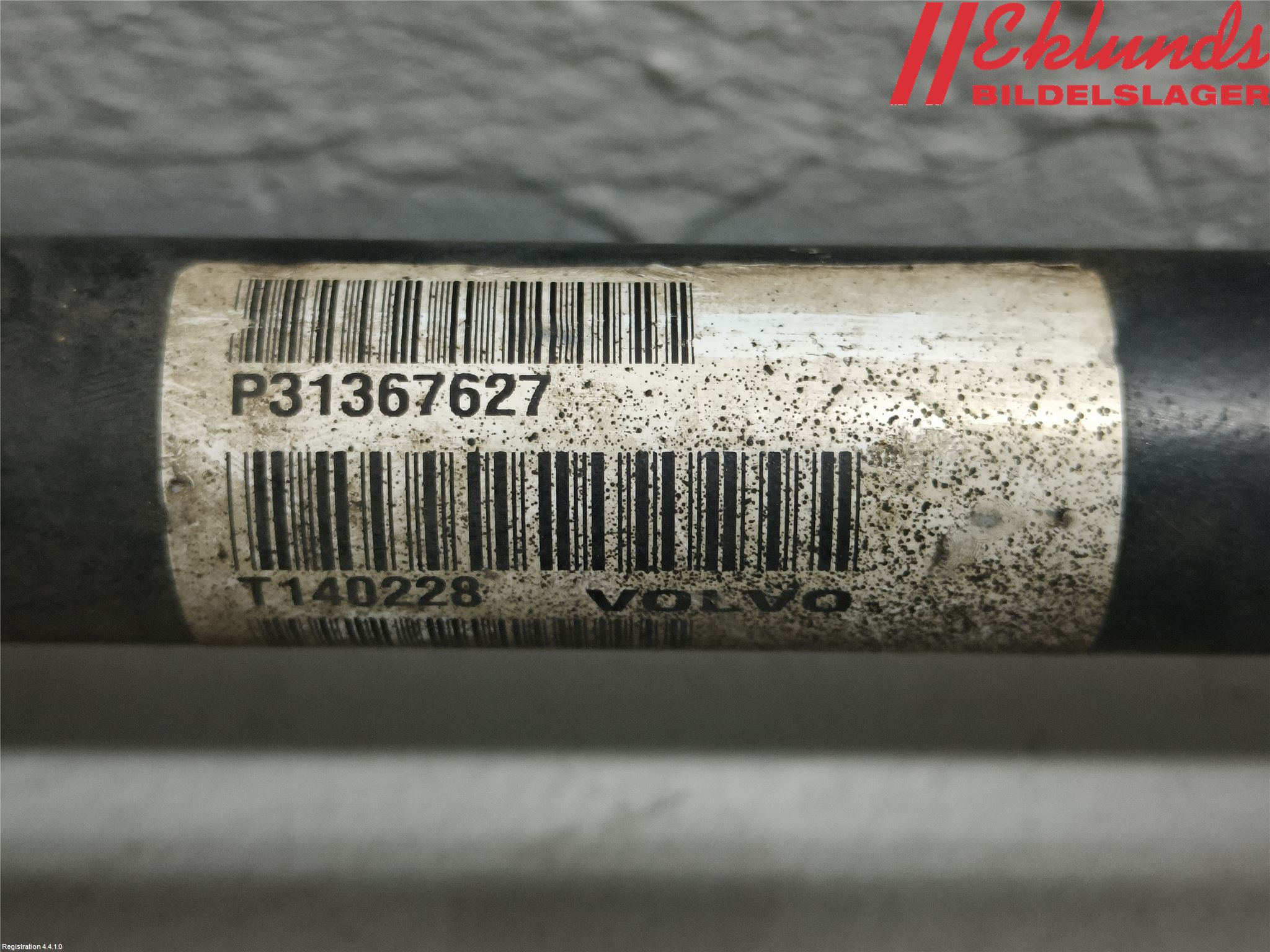 Volvo V40 12-19 Drivaxel Fram Höger