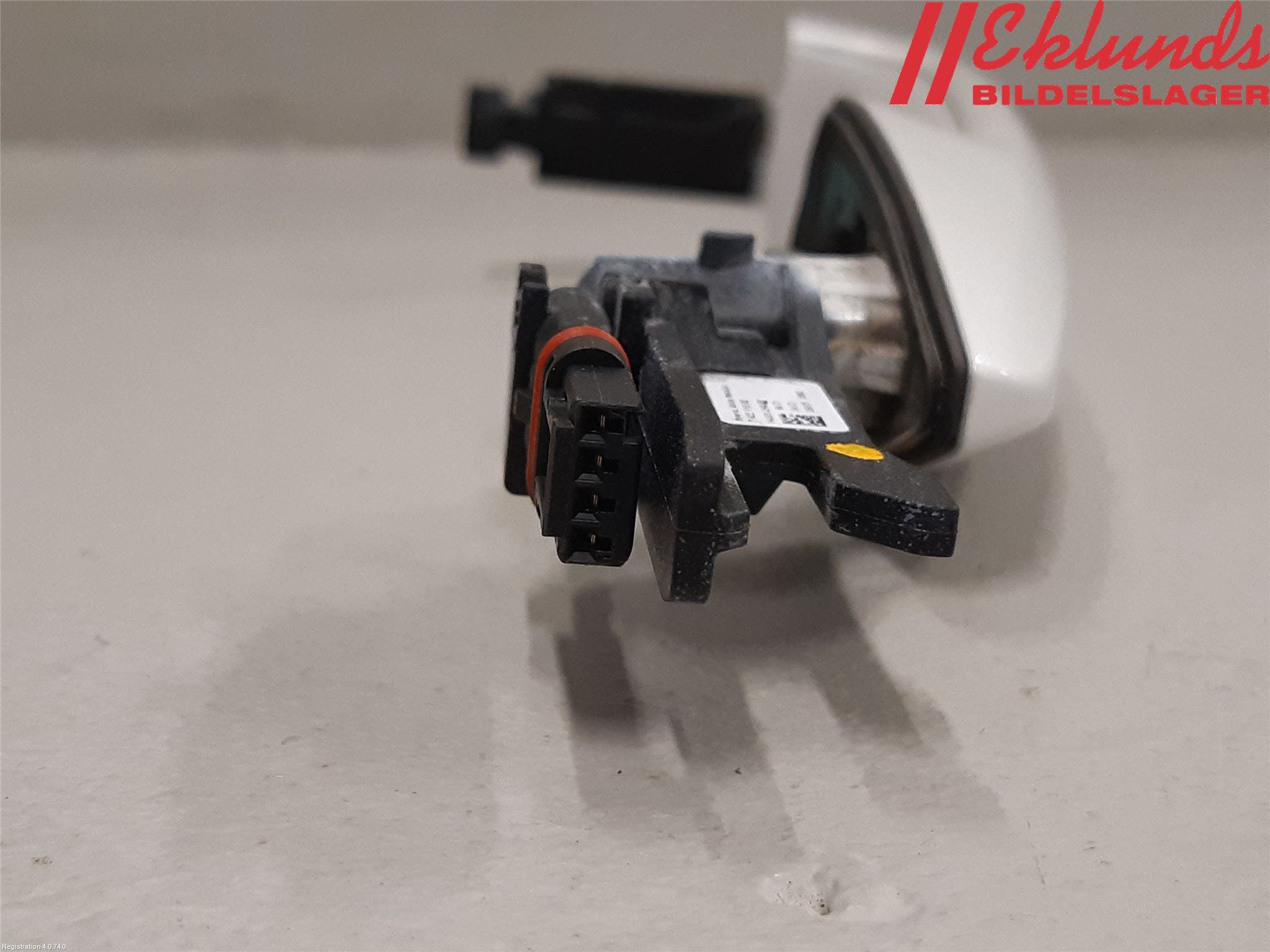 BMW X1 F48 15-22 Dörrhandtag Yttre Vä