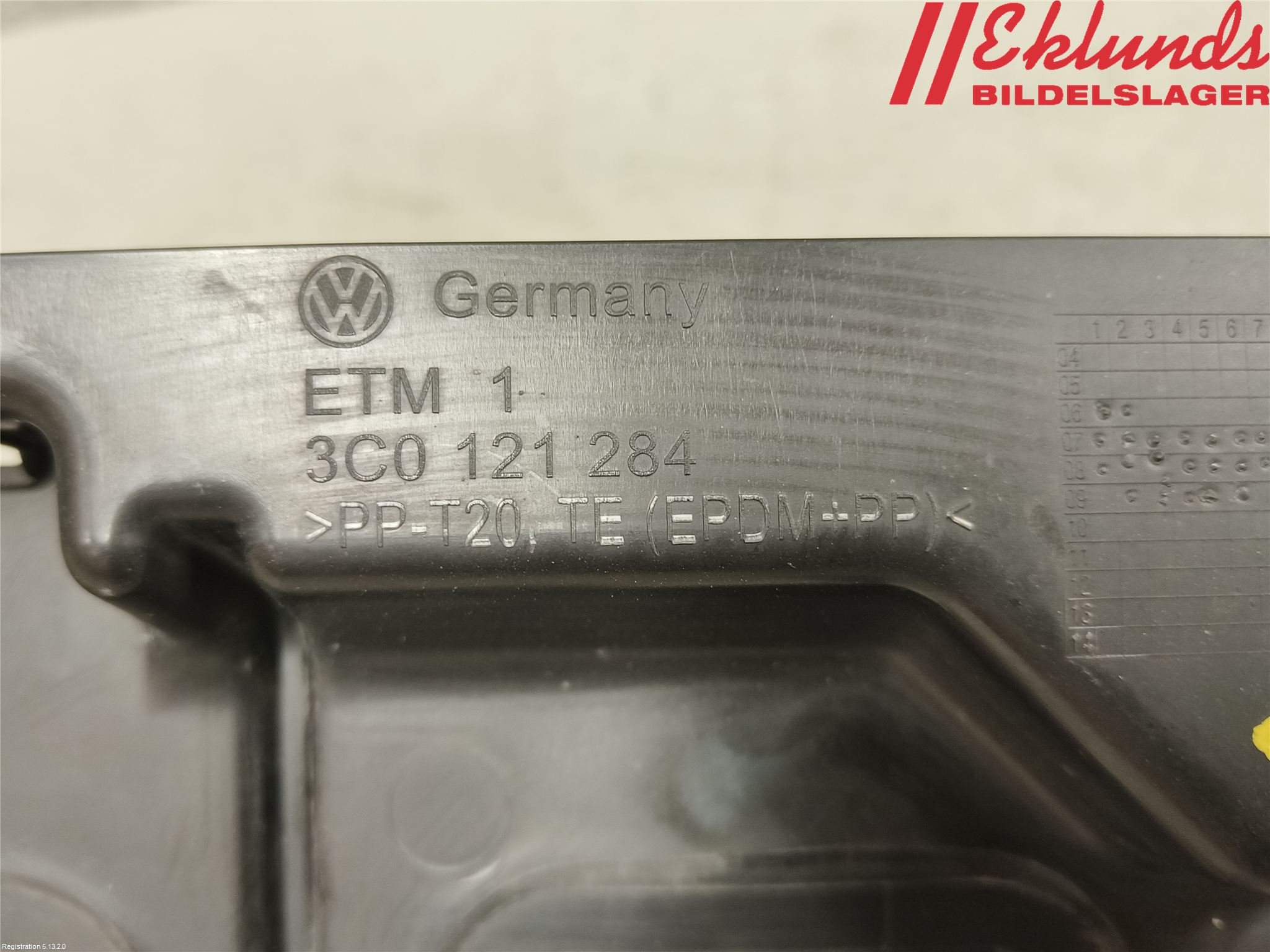 Volkswagen VW PASSAT 05-11 Deflektor Plåt-Plast Kylning