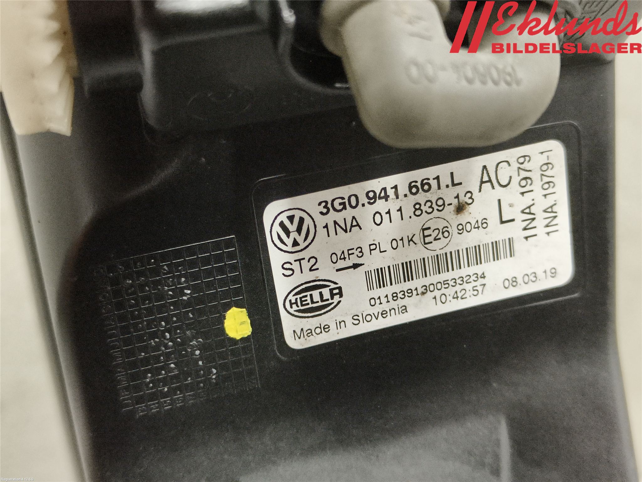 Volkswagen VW PASSAT 15-19 Dimljus-Varselljus Fram