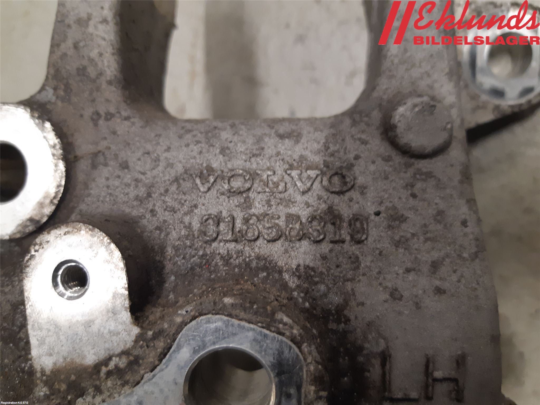 Volvo XC60 18- Hjullagerhus-Spindel Vä B